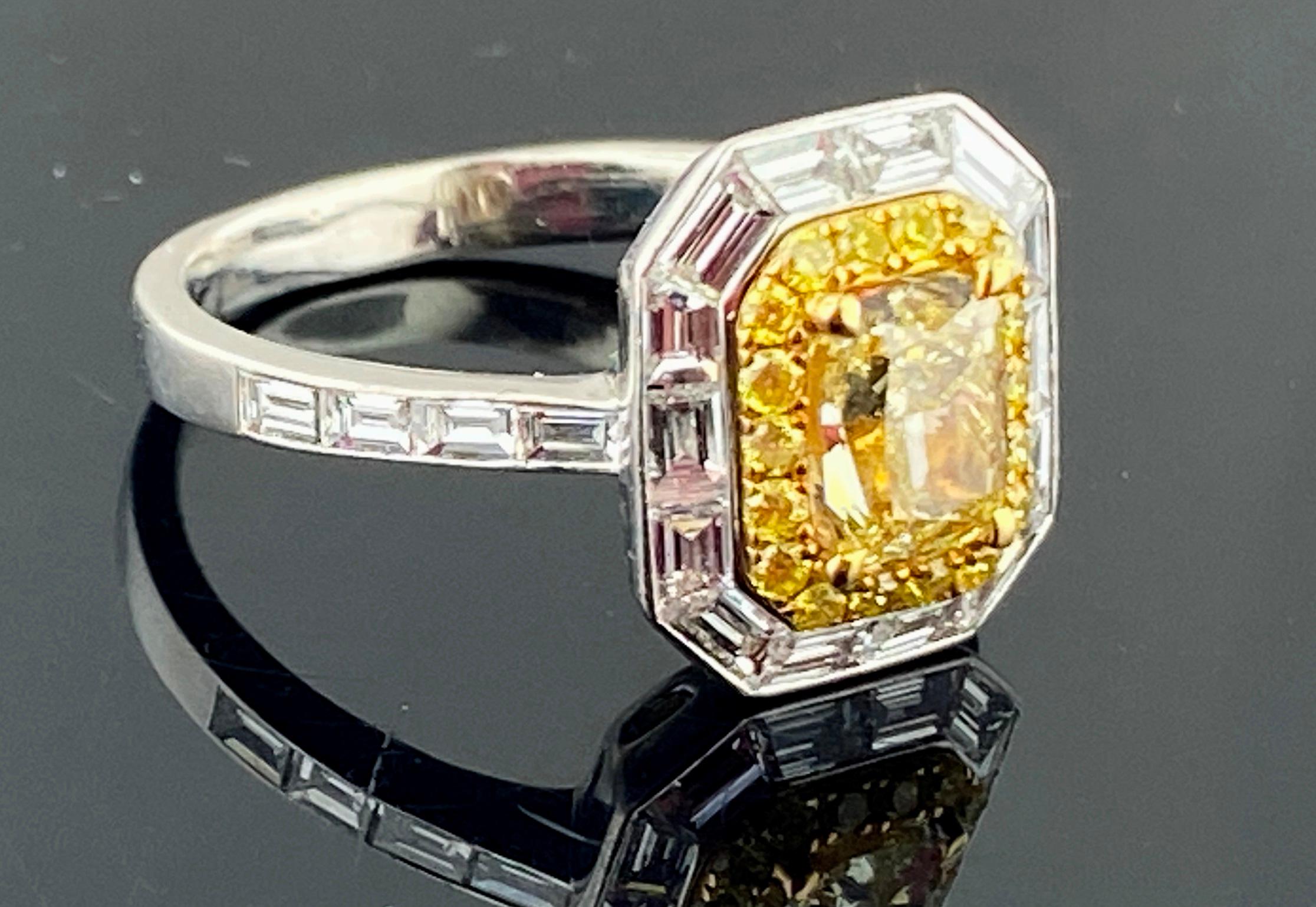Platinum 1.13 Ct Fancy Yellow Cushion Cut Center Diamond Ring For Sale 1