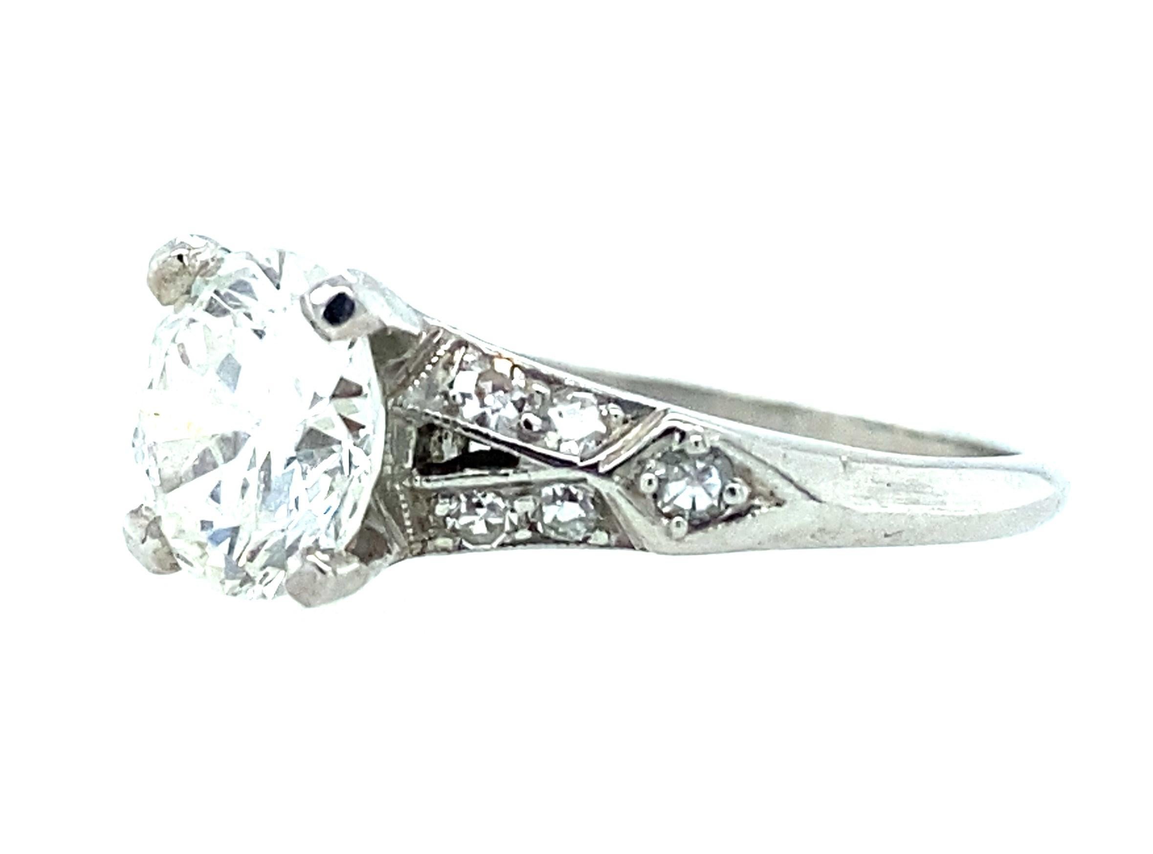 If you are looking for an Art Deco engagement ring with major 