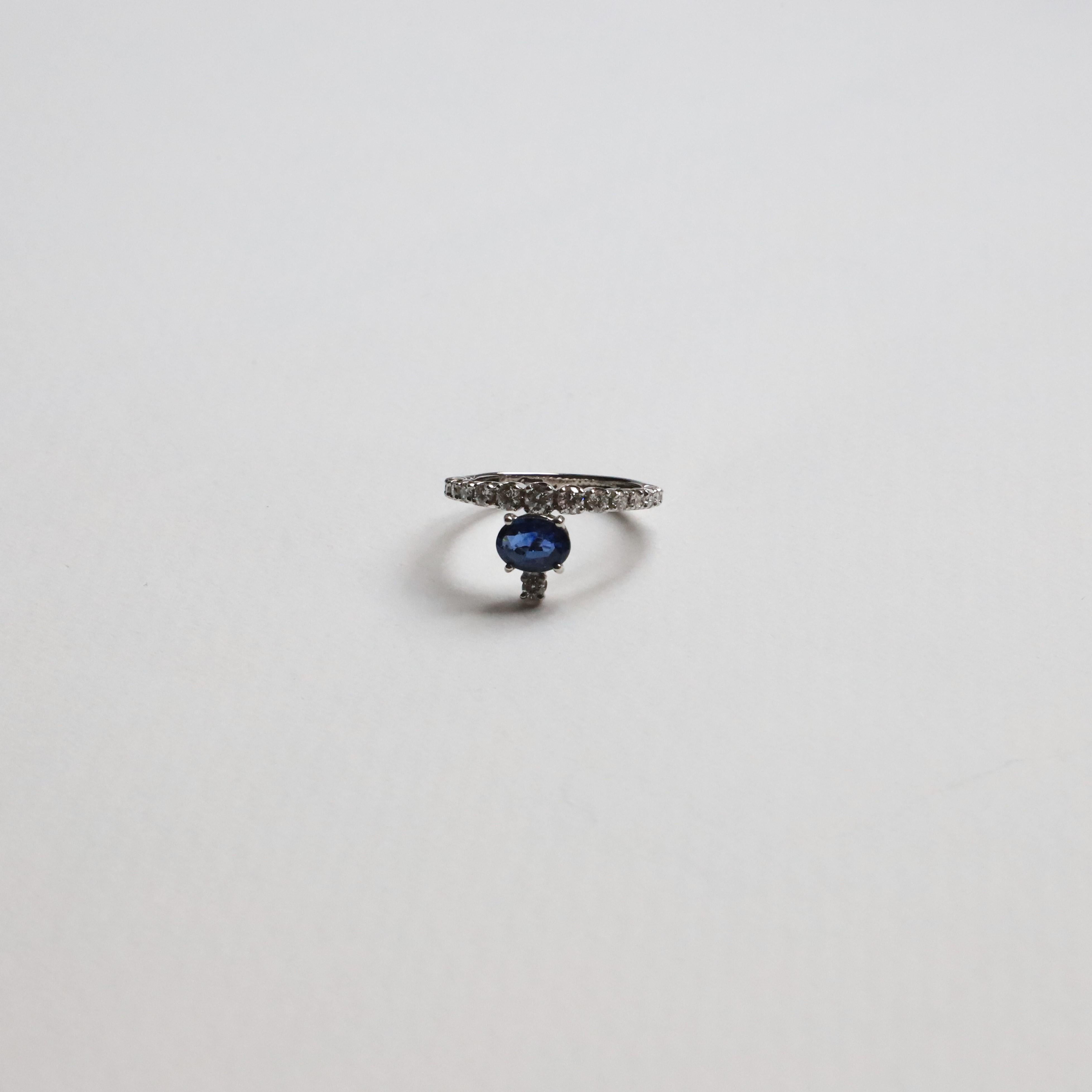 Bague de fiançailles en platine avec saphir bleu 1,20 carat et diamants blancs 0,50 carat en vente 2
