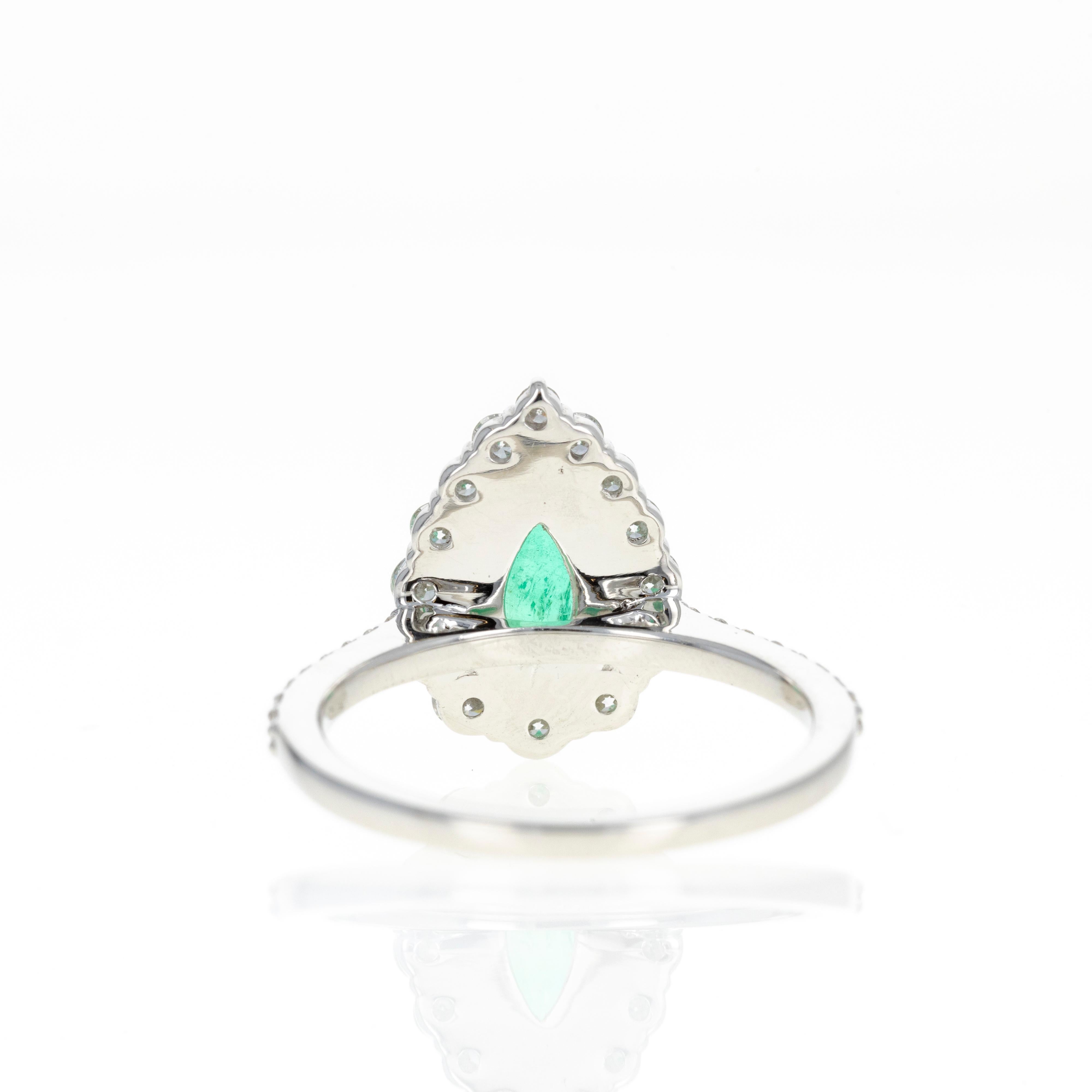 Platinum 1.23 Carat Pear Emerald Diamond Halo Ring In New Condition For Sale In Cape May, NJ