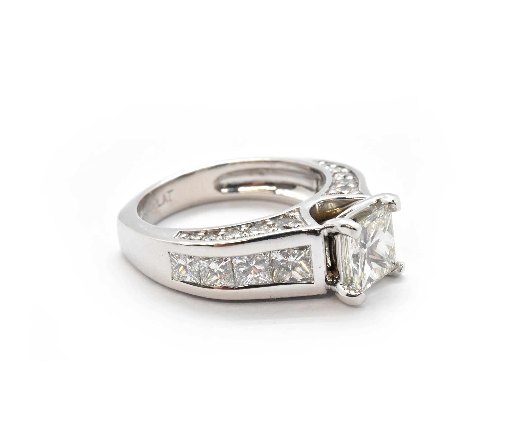 Platin 1::23 ct Modifizierter Princess-Diamant mit Verlobungsring mit Diamantbefestigung (Carréschliff)