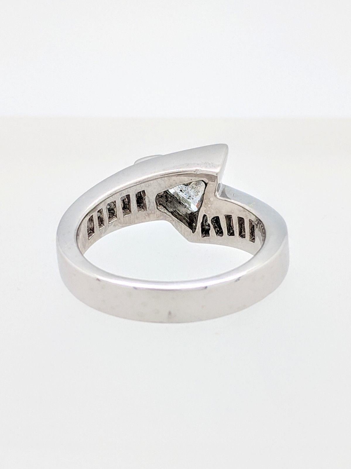 Platinum 1.25 Carat Trillion Cut Diamond Engagement Ring SI1/H 1