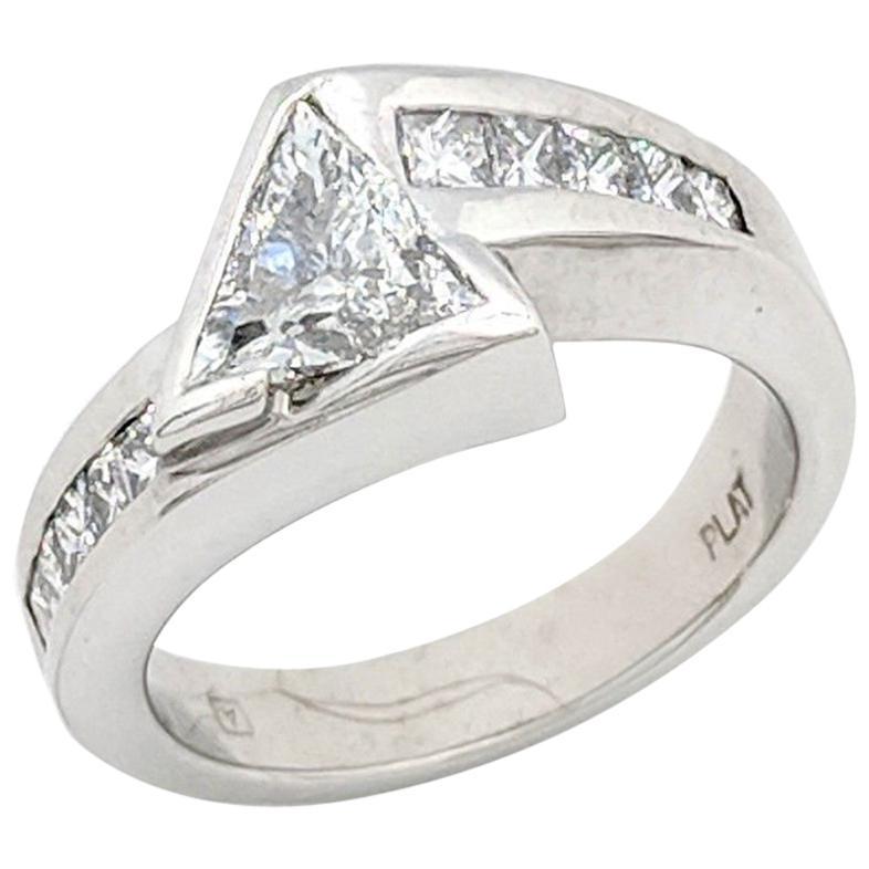 Platinum 1.25 Carat Trillion Cut Diamond Engagement Ring SI1/H at ...