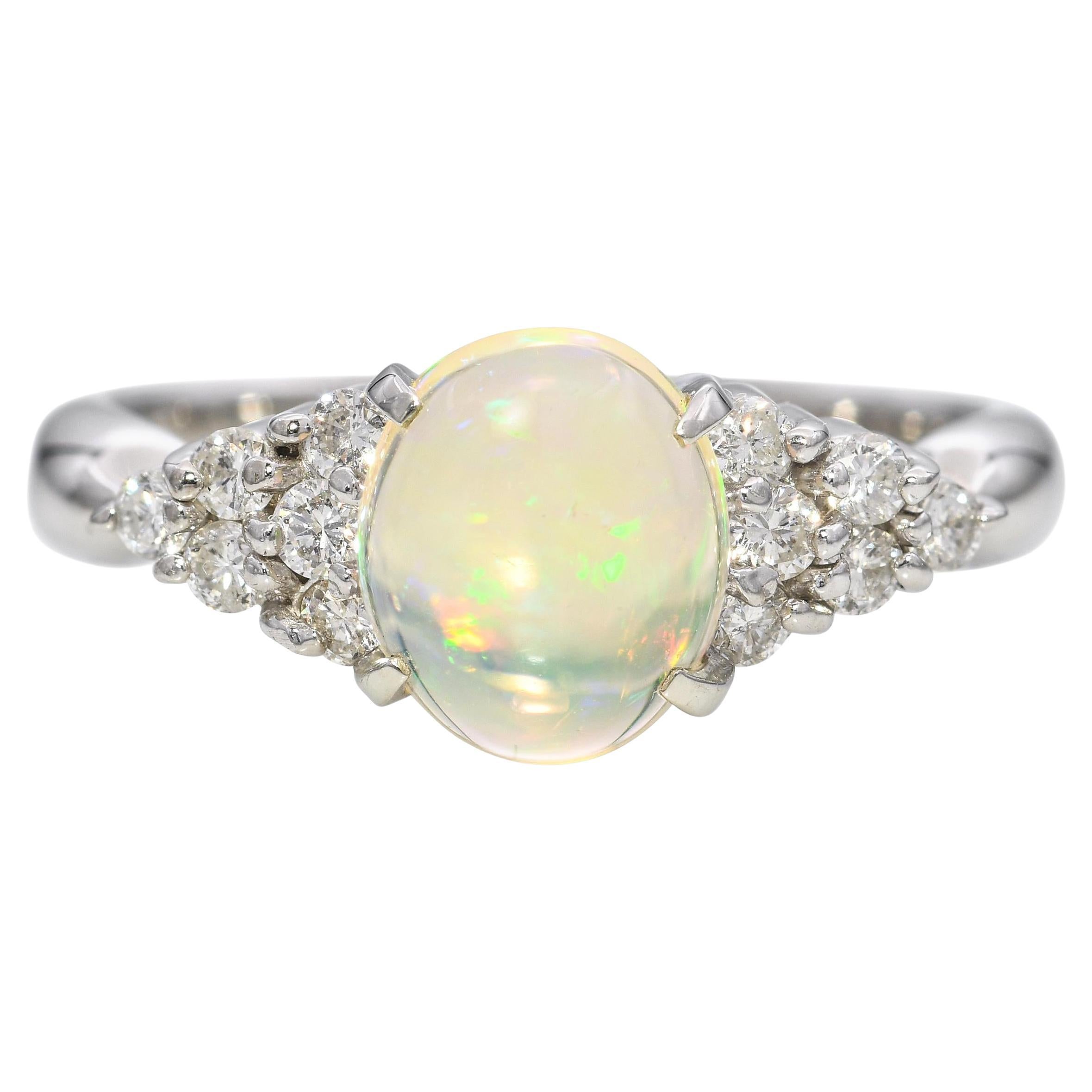 Bague en platine 1,27 ct d'opale en gelée et diamant