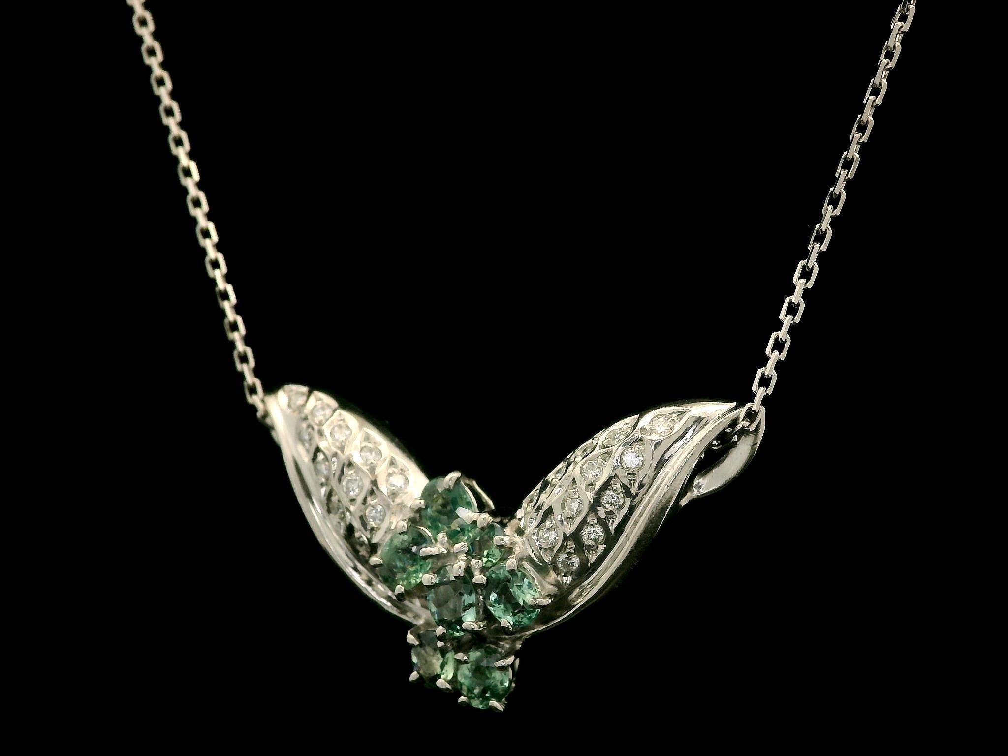 Platinum 1.2ctw Alexandrite & Diamond Butterfly Slide Pendant Chain Necklace For Sale 1