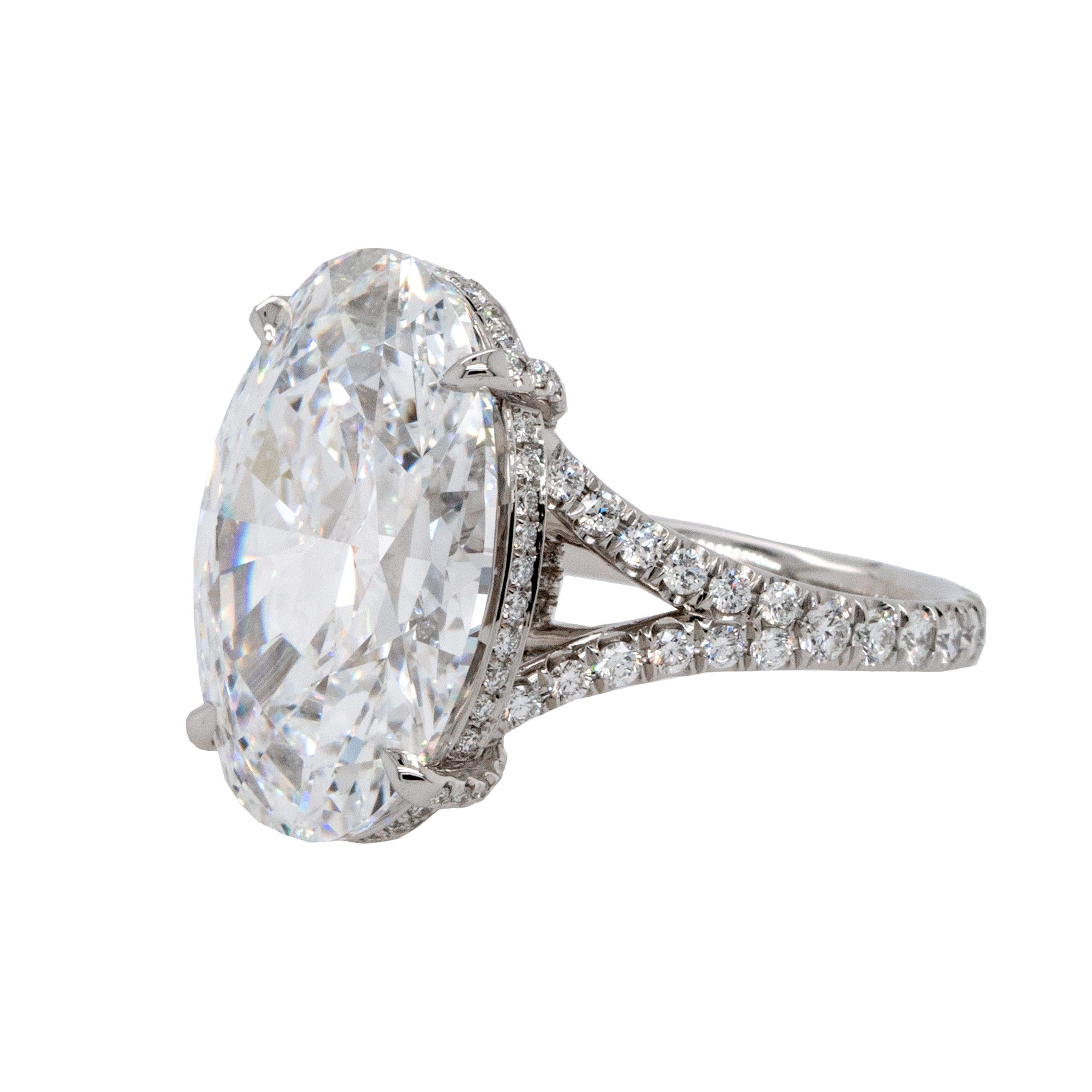Platinum 13.33ct Oval Brilliant GIA Natural Diamond Engagement Ring In New Condition For Sale In Boca Raton, FL