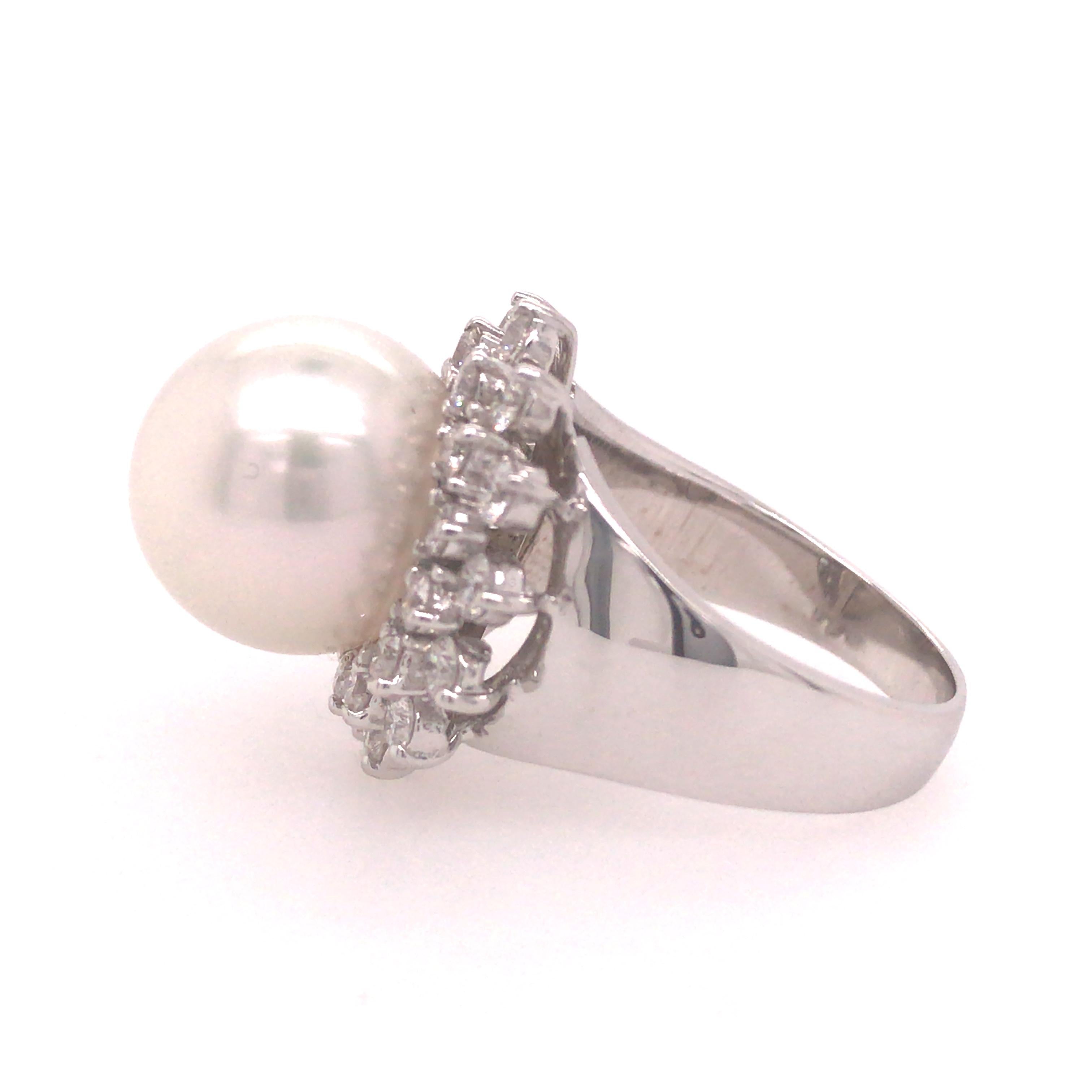 Round Cut Platinum Pearl Ring Diamond Halo For Sale