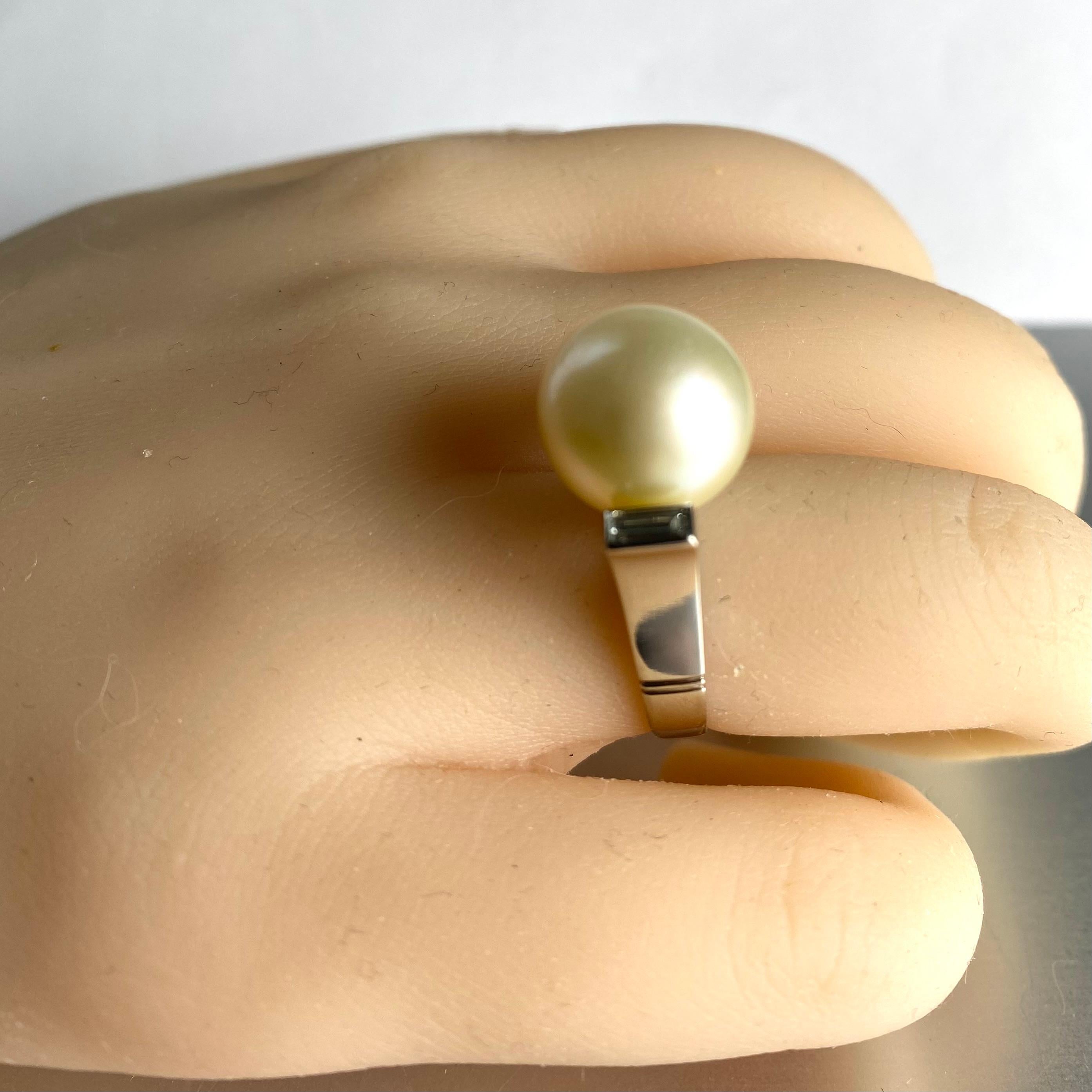 Platinum 13mm South Sea Pearl and Baguette Diamond Cocktail Ring 8