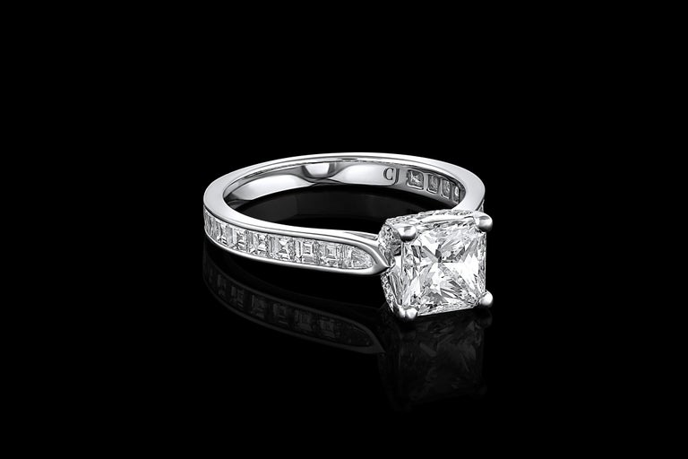 Platinum 1.43 Carat Radiant Cut Diamond Ring, GIA Certified In New Condition For Sale In La Jolla, CA