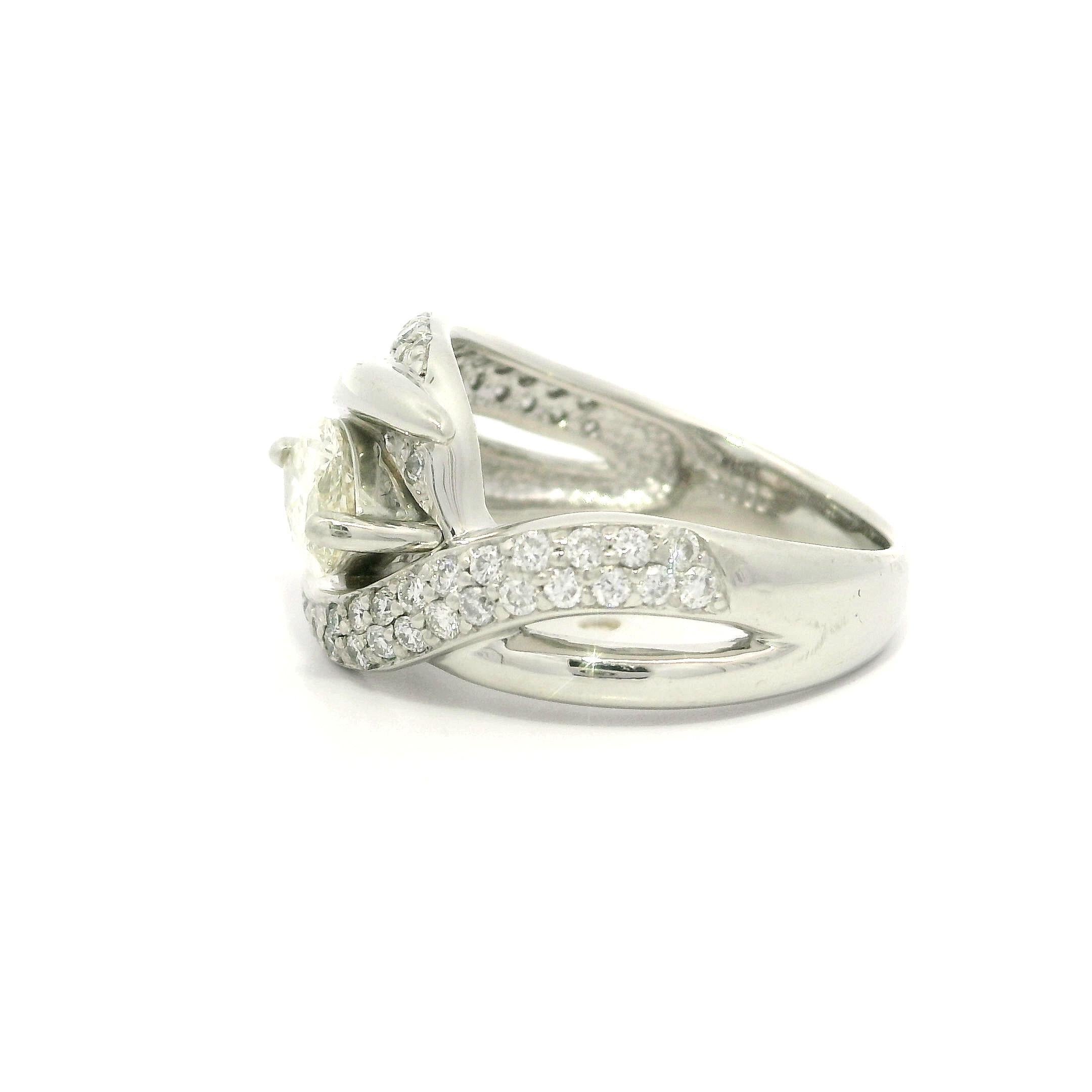 Platin 1,47ctw Marquise Solitär Diamant Pave Bypass Stil Band Ring im Angebot 2