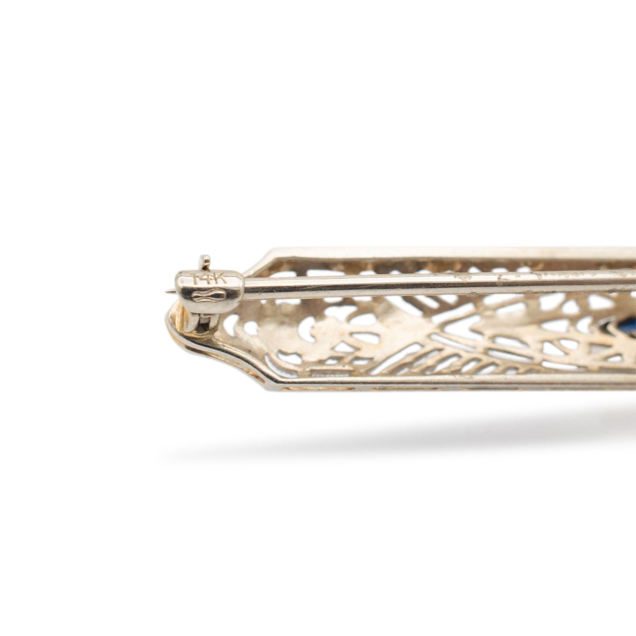 Platinum & 14K White Gold Antique Art Deco Filigree Diamond Sapphires Brooch In Excellent Condition In Houston, TX