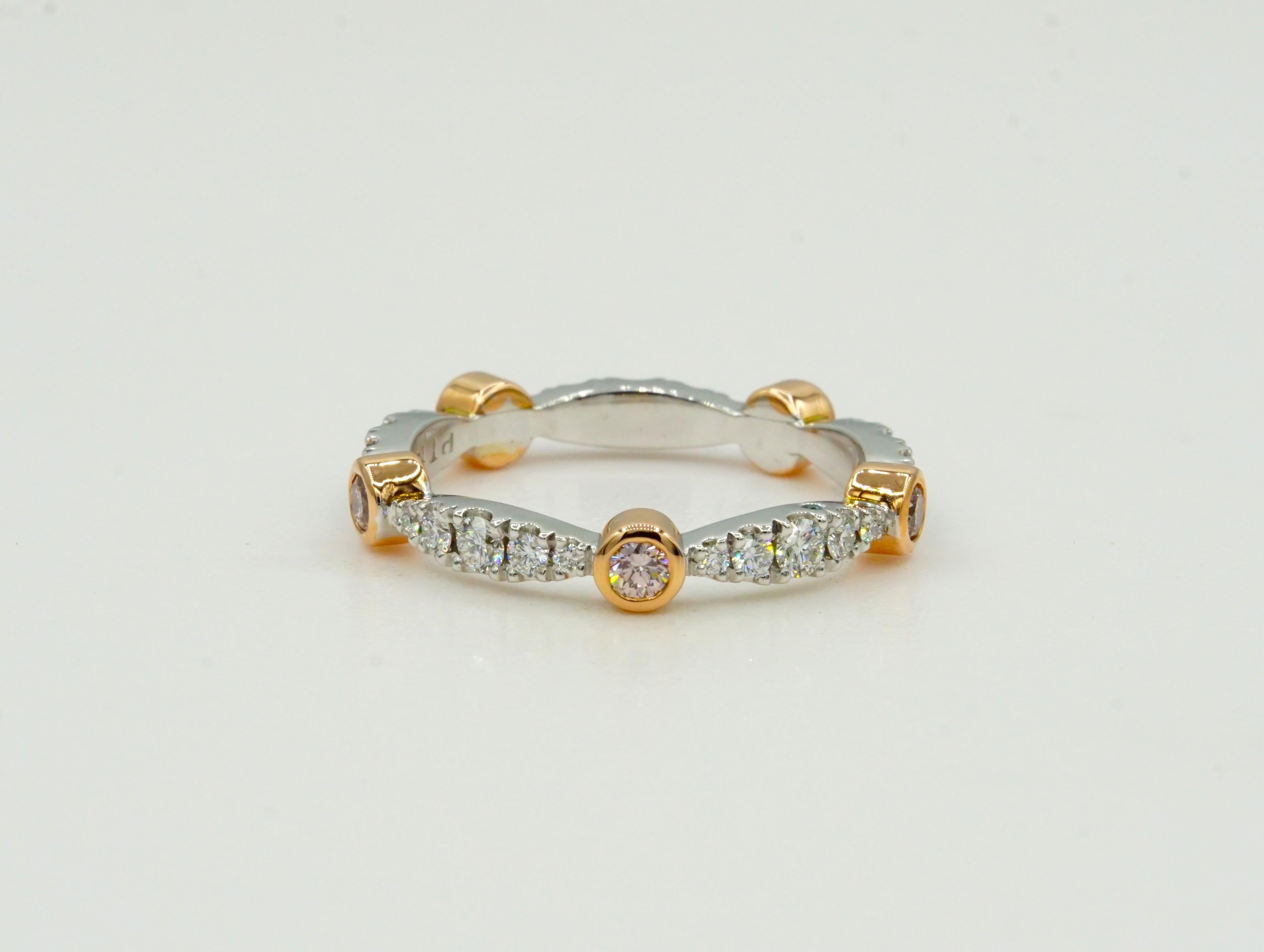 Anillo de eternidad de oro rosa natural y diamante blanco de 14 quilates en platino, talla 4,75 Corte rosa en venta