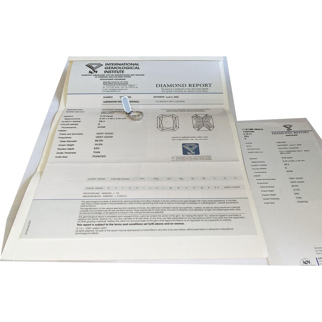 Platin 1,50 Karat IGI zertifizierter E Farbe Diamantring mit drei Steinen im Angebot 9