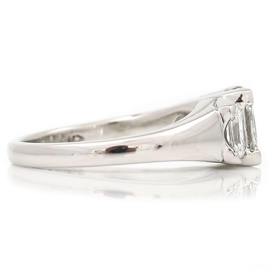 Women's or Men's Platinum 1.50ct IGI Certified E Color Three Stone Diamond Ring For Sale