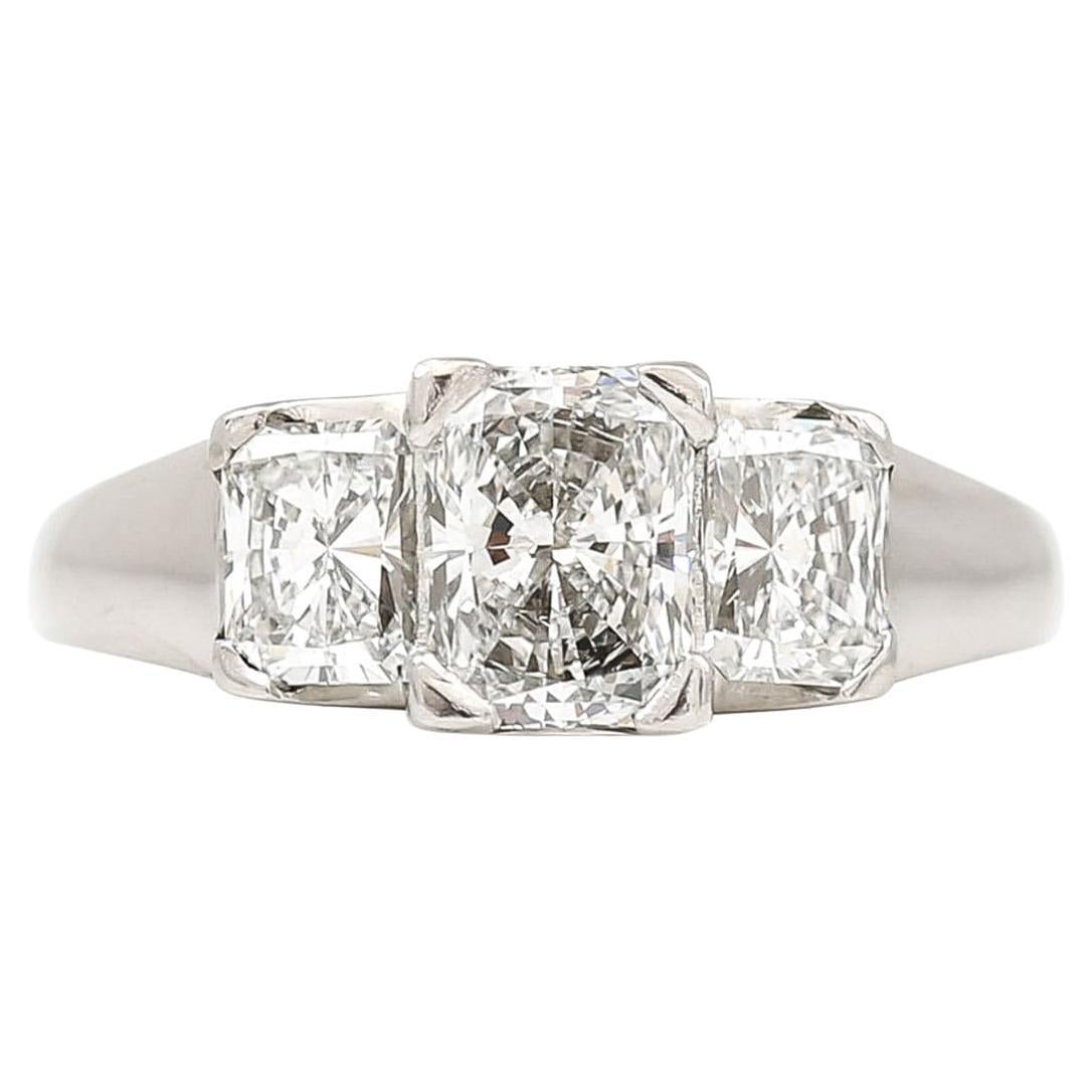 Platinum 1.50ct IGI Certified E Color Three Stone Diamond Ring For Sale