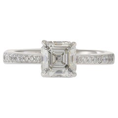 Bague de fiançailles en platine 1.52CT Asscher Cut Diamond avec accents de diamants ronds