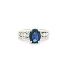 Platin 1,55ctw Oval Cut samtig blauer Saphir w / Diamant Classic Kabel Ring