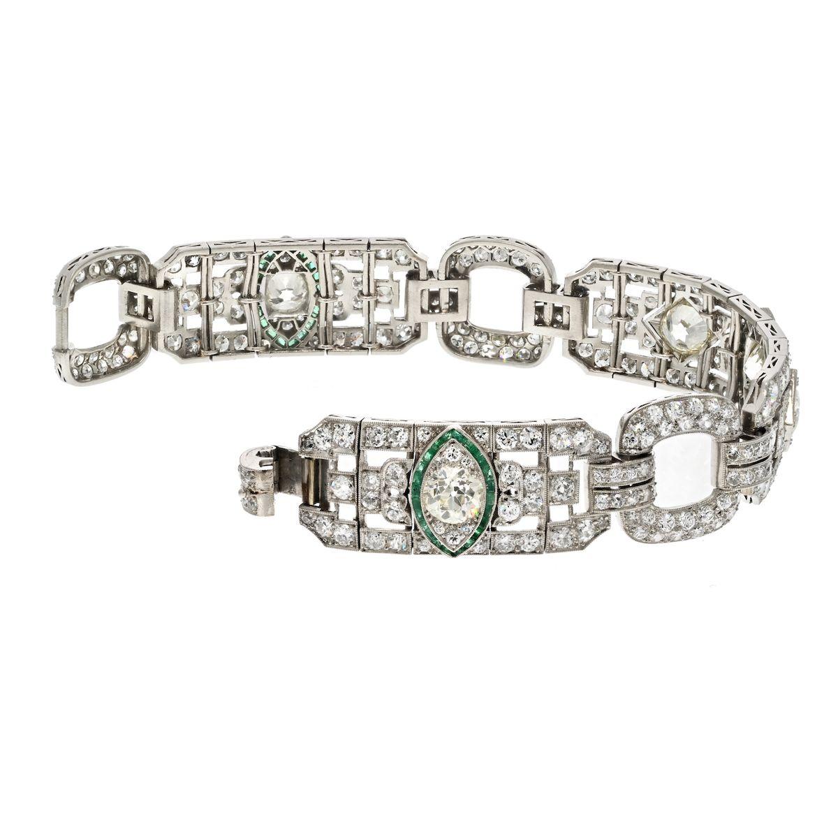 Modern Platinum 16.00cttw Art Deco Diamond And Green Emerald Bracelet For Sale
