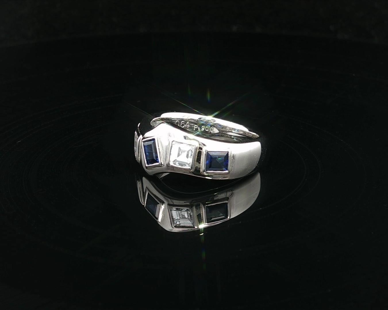 Anello in platino con castone quadrato da 1,66 carati con zaffiro e diamante a fascia ondulata in vendita 6