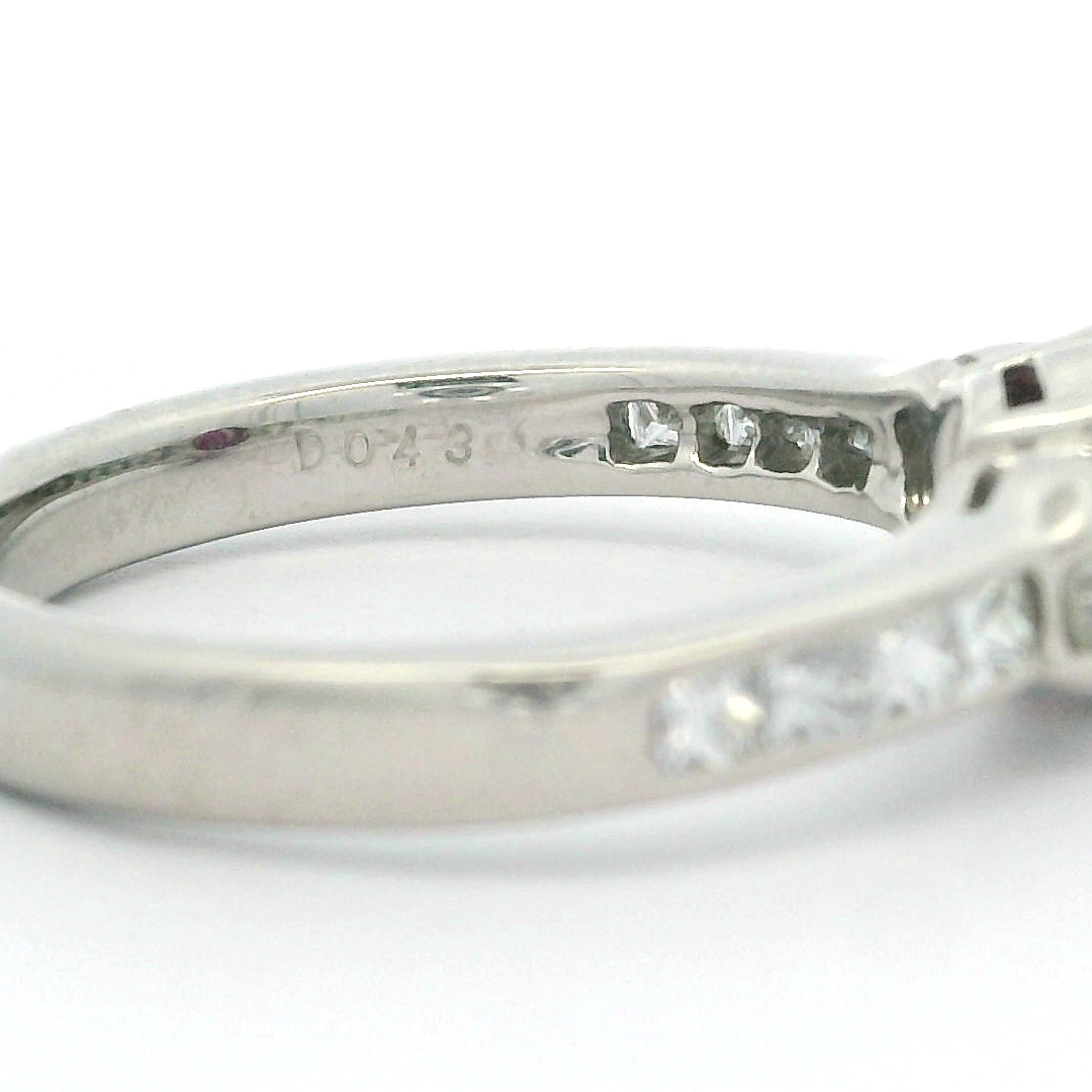 Platinum 1.6ctw Oval Ruby w/ Round & Princess Cut Diamond Sides Well Made Ring In Excellent Condition In Montclair, NJ