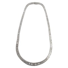 Very Fine Platinum 17 Carat Tapered Baguette Diamond Riviere Necklace