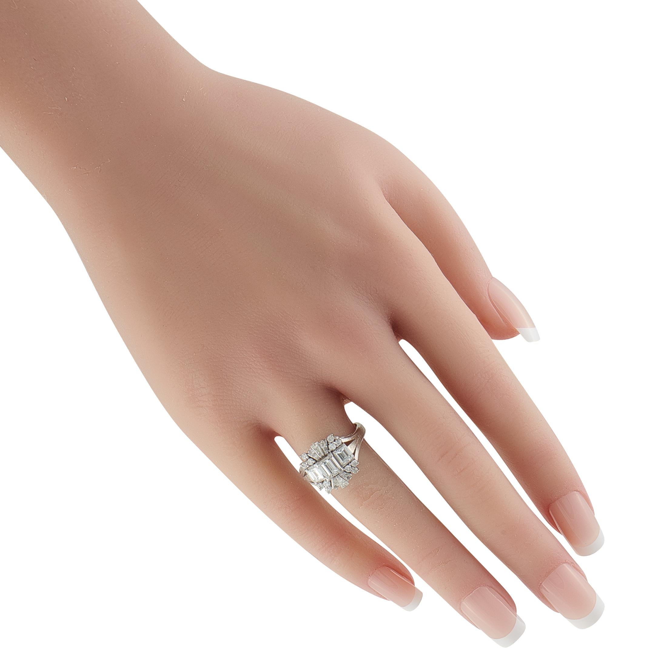 Mixed Cut Platinum 1.73ct Diamond Ring MF51-101725 For Sale