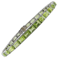 Platinum 17.50 Carat Peridot Line Bracelet