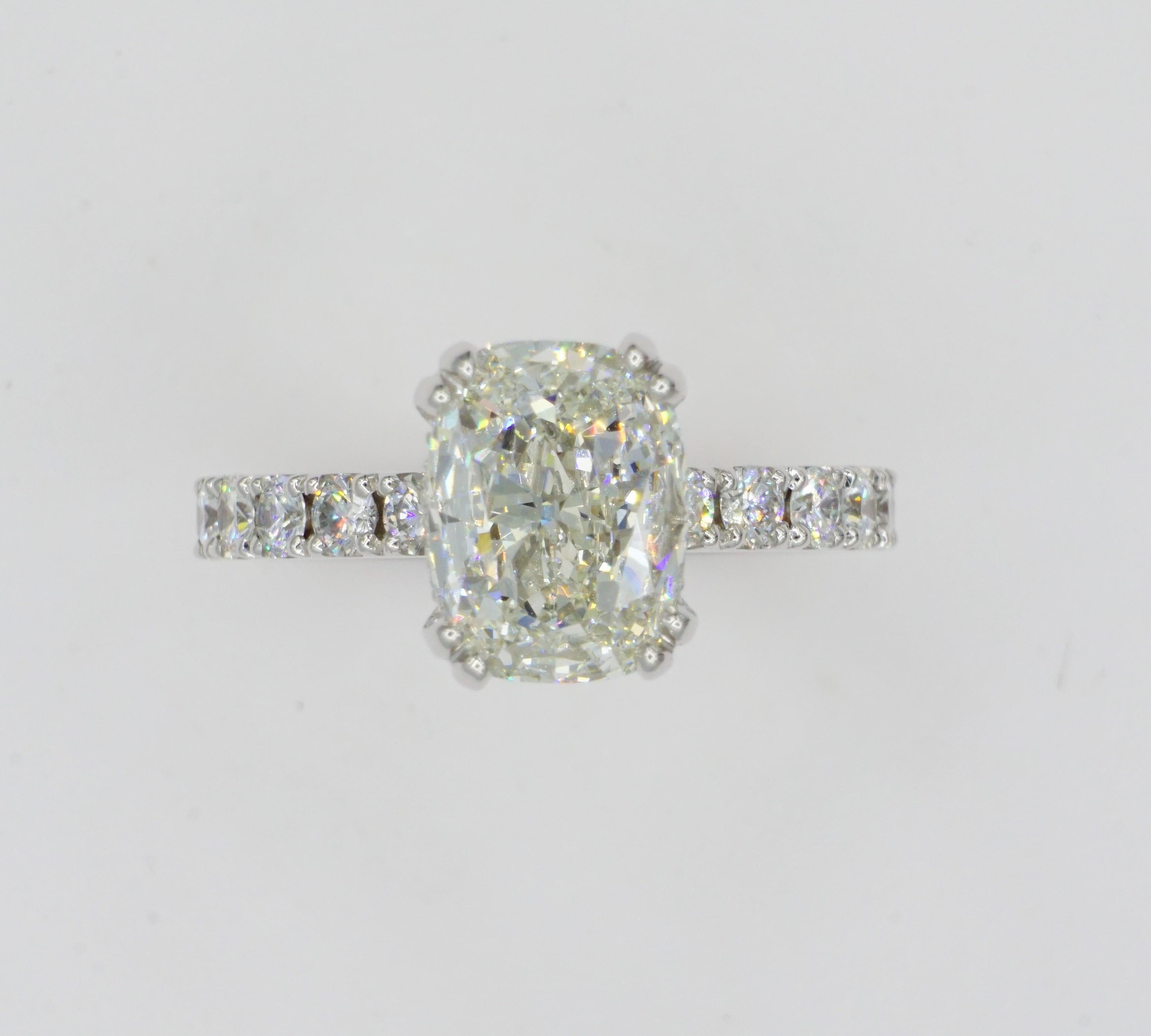 Platinum 1.75ct Cushion Diamond Engagement Ring, GIA-Certified, Designer RGC New In Excellent Condition For Sale In Rancho Santa Fe, CA