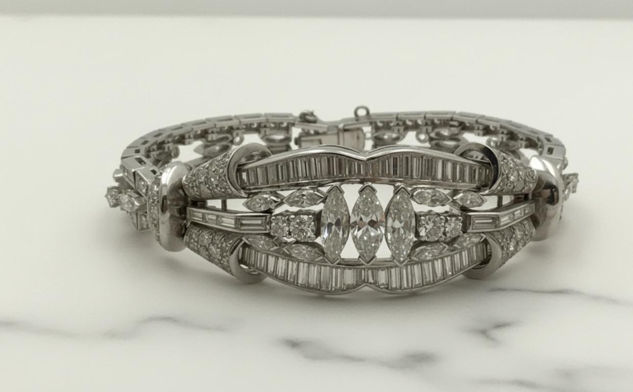 Pulsera de platino y diamantes de 18 quilates, años 50 Art Decó en venta