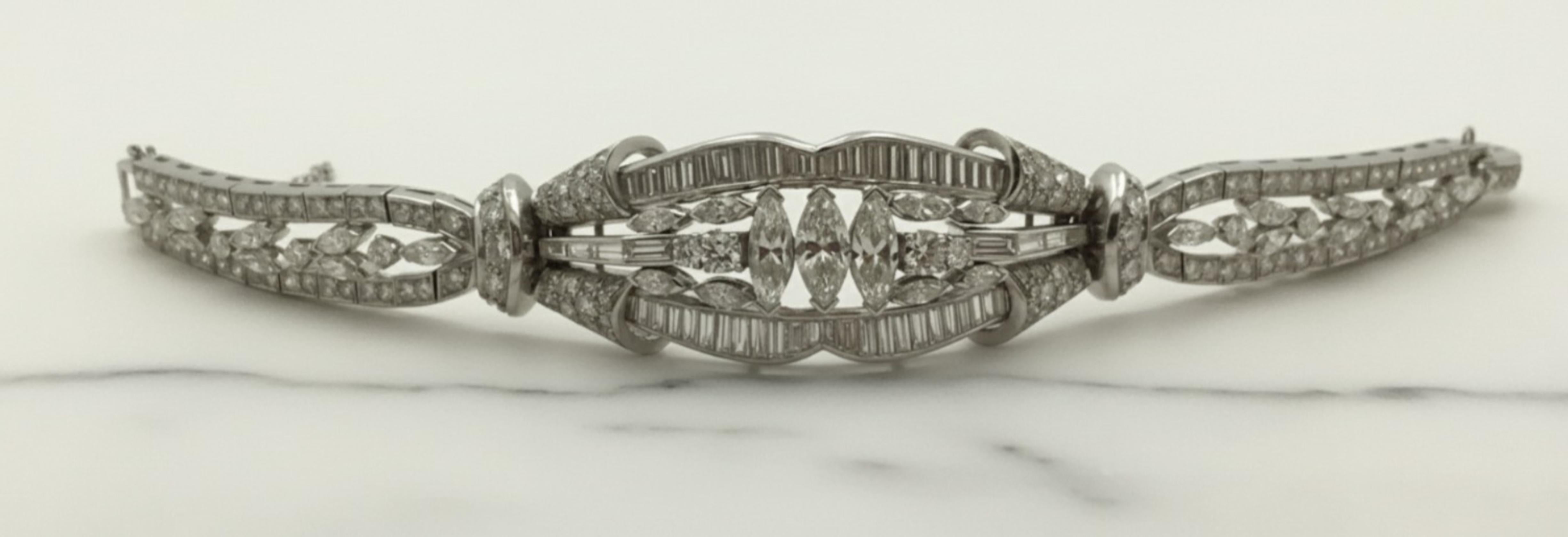 Pulsera de platino y diamantes de 18 quilates, años 50 Corte marquesa en venta