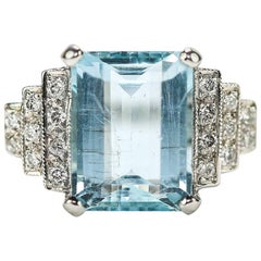 Art Deco 5.00 Carat Aquamarine And Diamond 18 Karat White Gold Ring, Circa 1930s