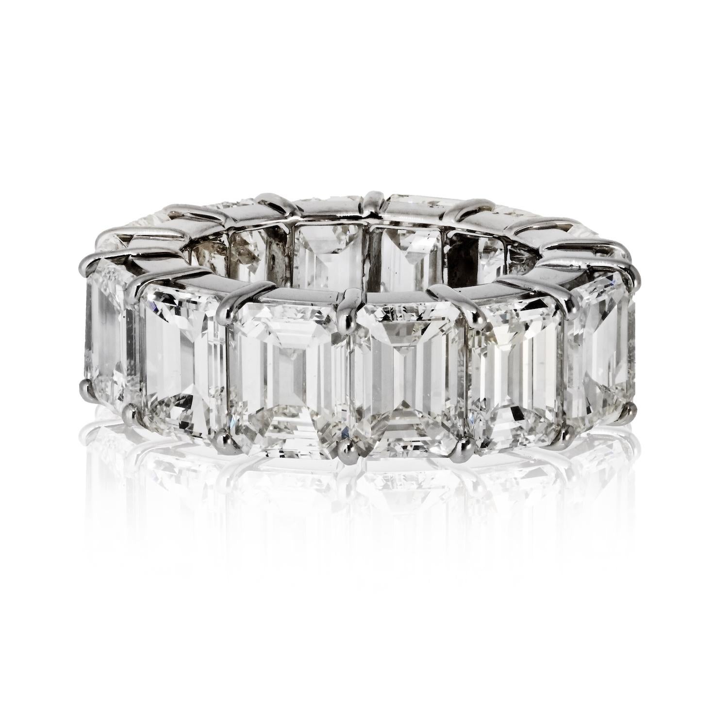 Modern Platinum 18.00cttw Emerald Cut Diamond Eternity Ring For Sale