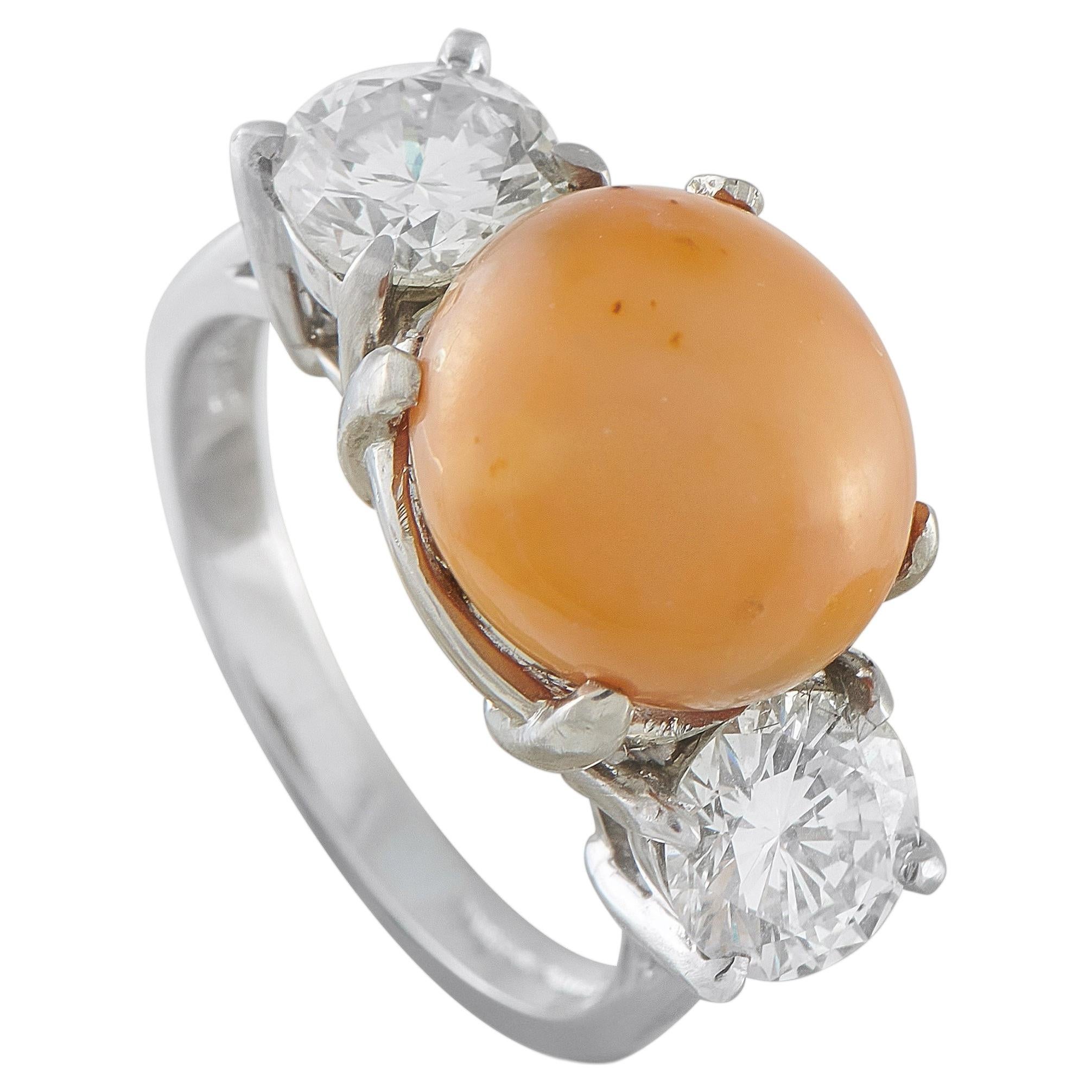 Platinum 1.80ct Diamond and Conch Pearl Ring MF29-051826 For Sale