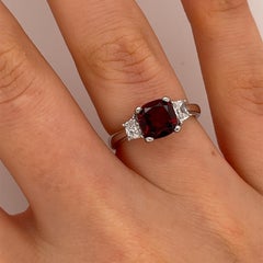 Platinum 1.88ct Garnet and Diamond Ring Set With 0.33ct Tapered Diamonds