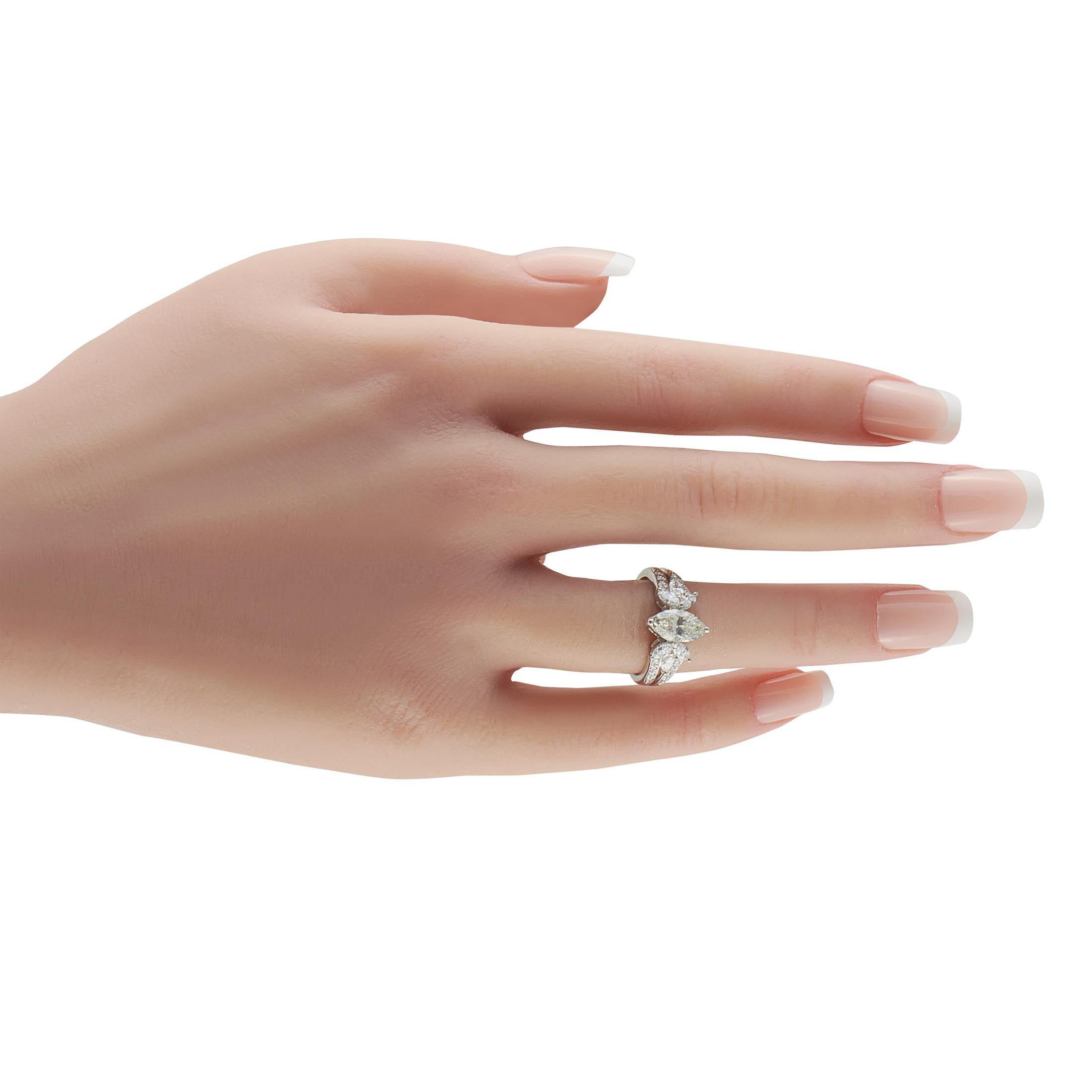 Round Cut Platinum 1.89ct Diamond Ring MF15-101625 For Sale