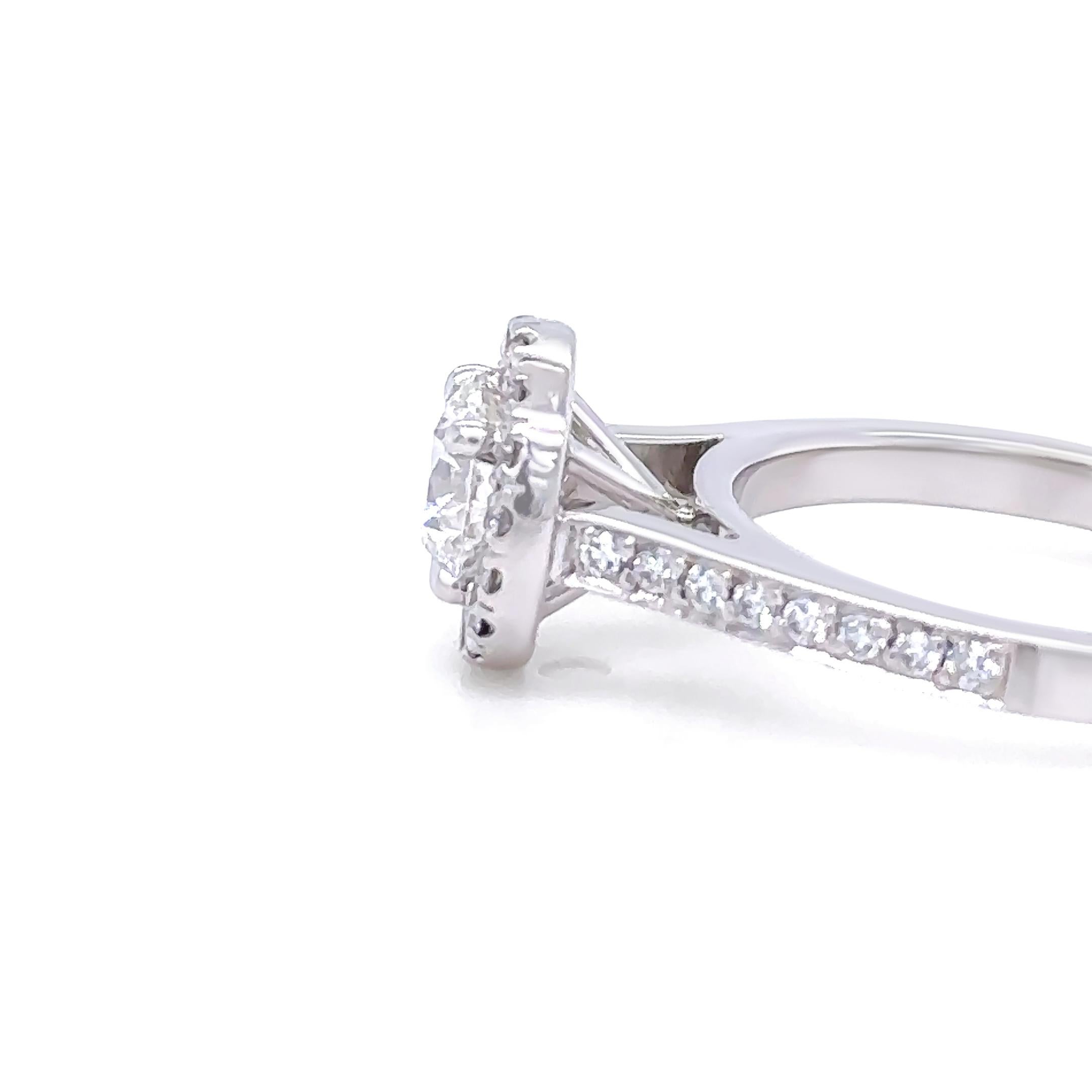Platinum & 18ct White Gold Diamond Engagement and Wedding Ring Set 1.16ct In Excellent Condition For Sale In SYDNEY, NSW