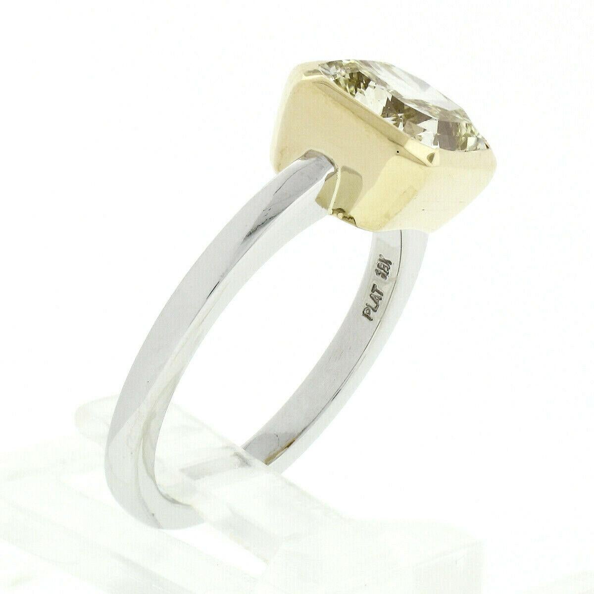 Platin & 18 Karat Gold 2,55 Karat GIA Fancy Gelber Diamant Solitär Lünette Set Ring im Zustand „Neu“ in Montclair, NJ