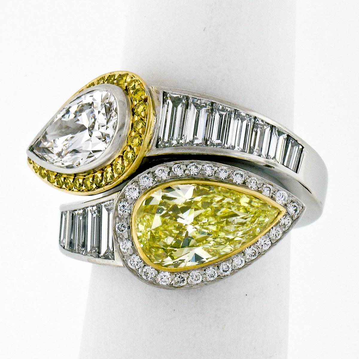 Bague Moi et Toi en or 18k platine 6.07ctw GIA Pear Fancy Yellow Diamond Bypass en vente 6