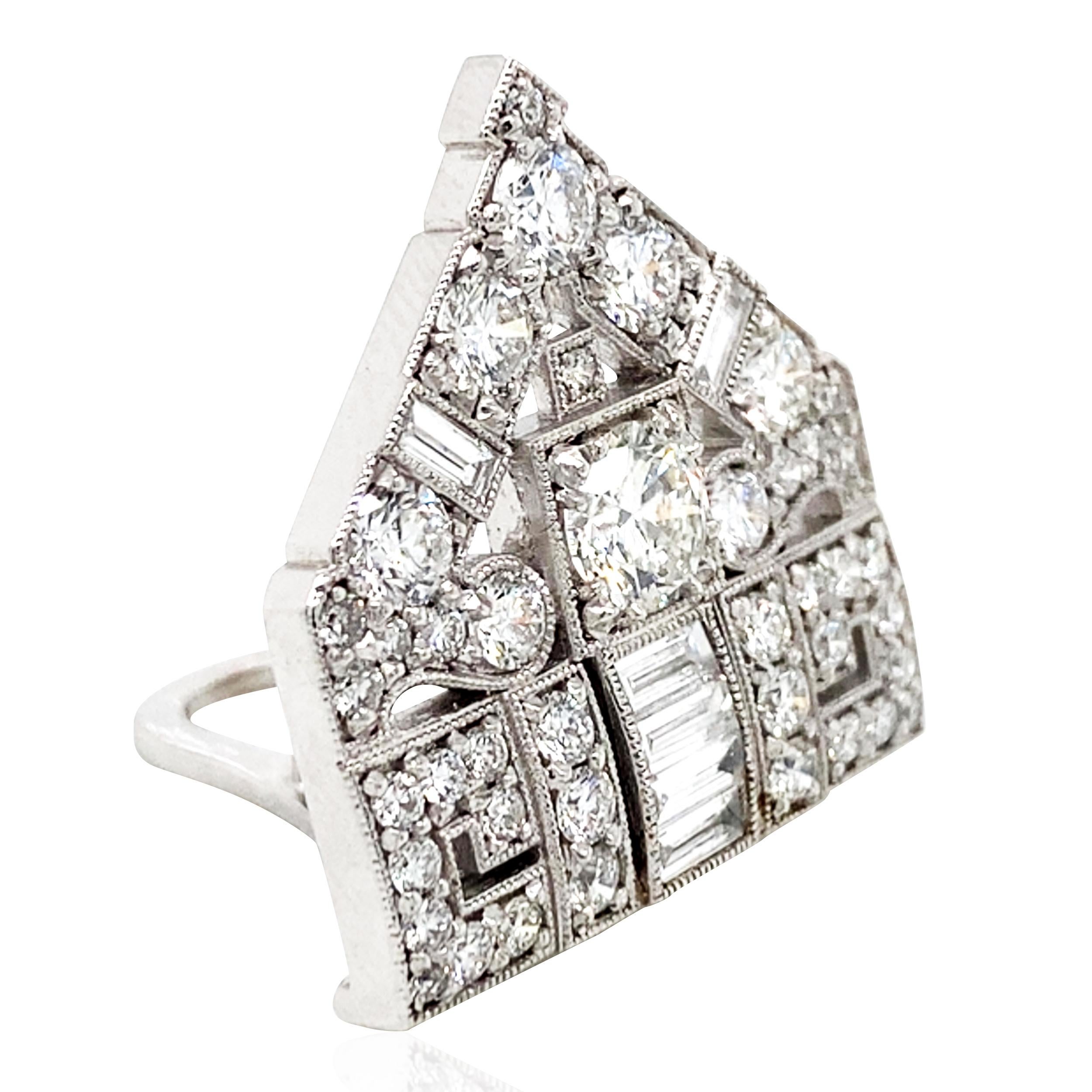 Platin 18K Gold Diamant-Doppelklammer-Brosche (Gemischter Schliff) im Angebot