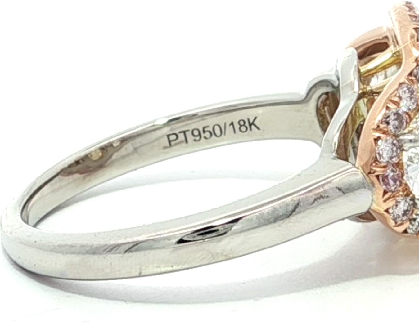 Bague personnalisée en platine et or 18 carats GIA, diamant demi-lune rose coussin d'un jaune intense en vente 9