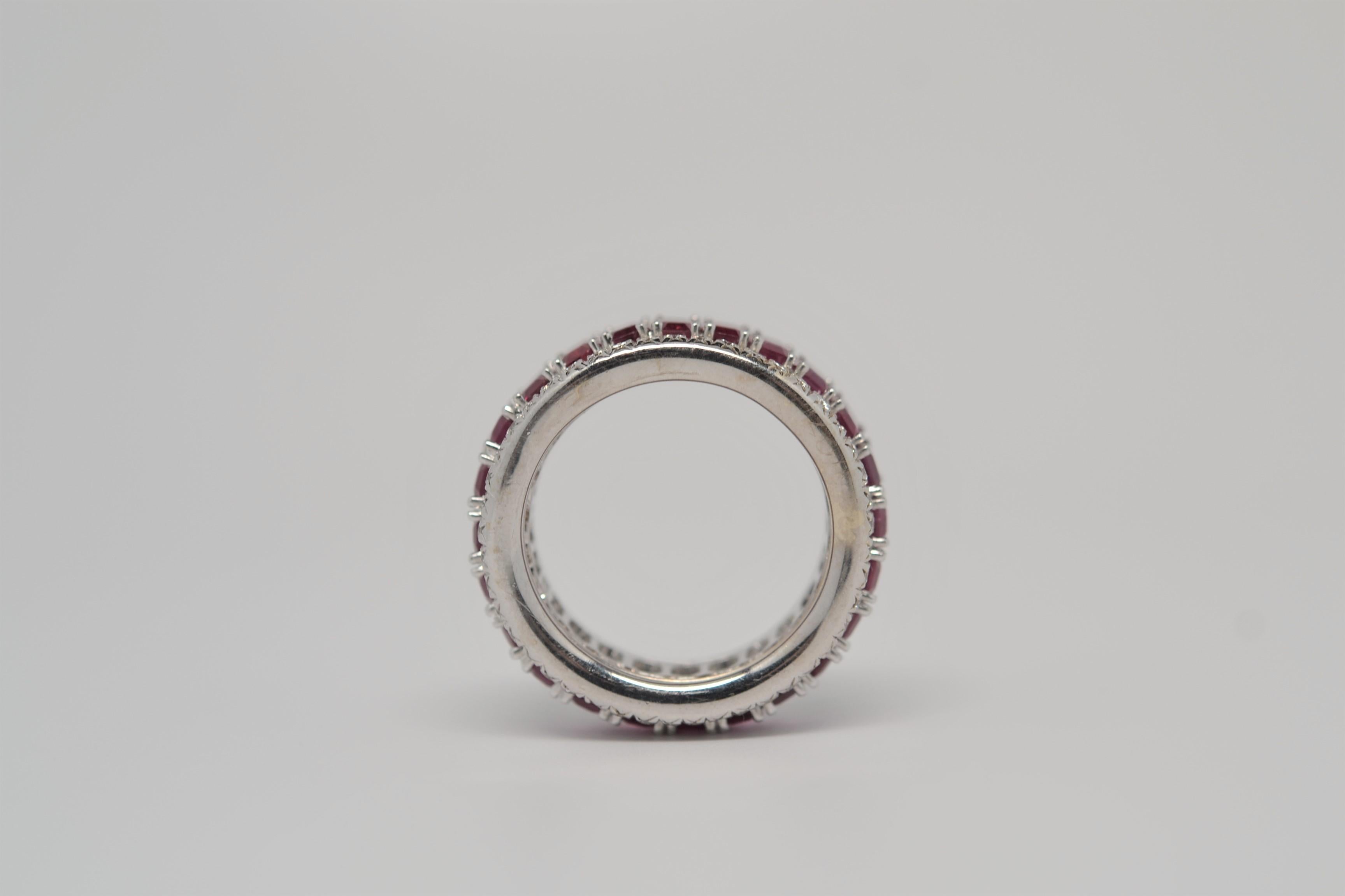 Platinum & 18k Ring with Red Rubies and Round Brilliant Cut Diamonds 4