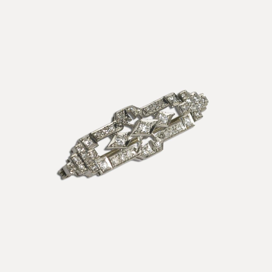 Round Cut Platinum & 18K White Gold Vintage Diamond Brooch For Sale