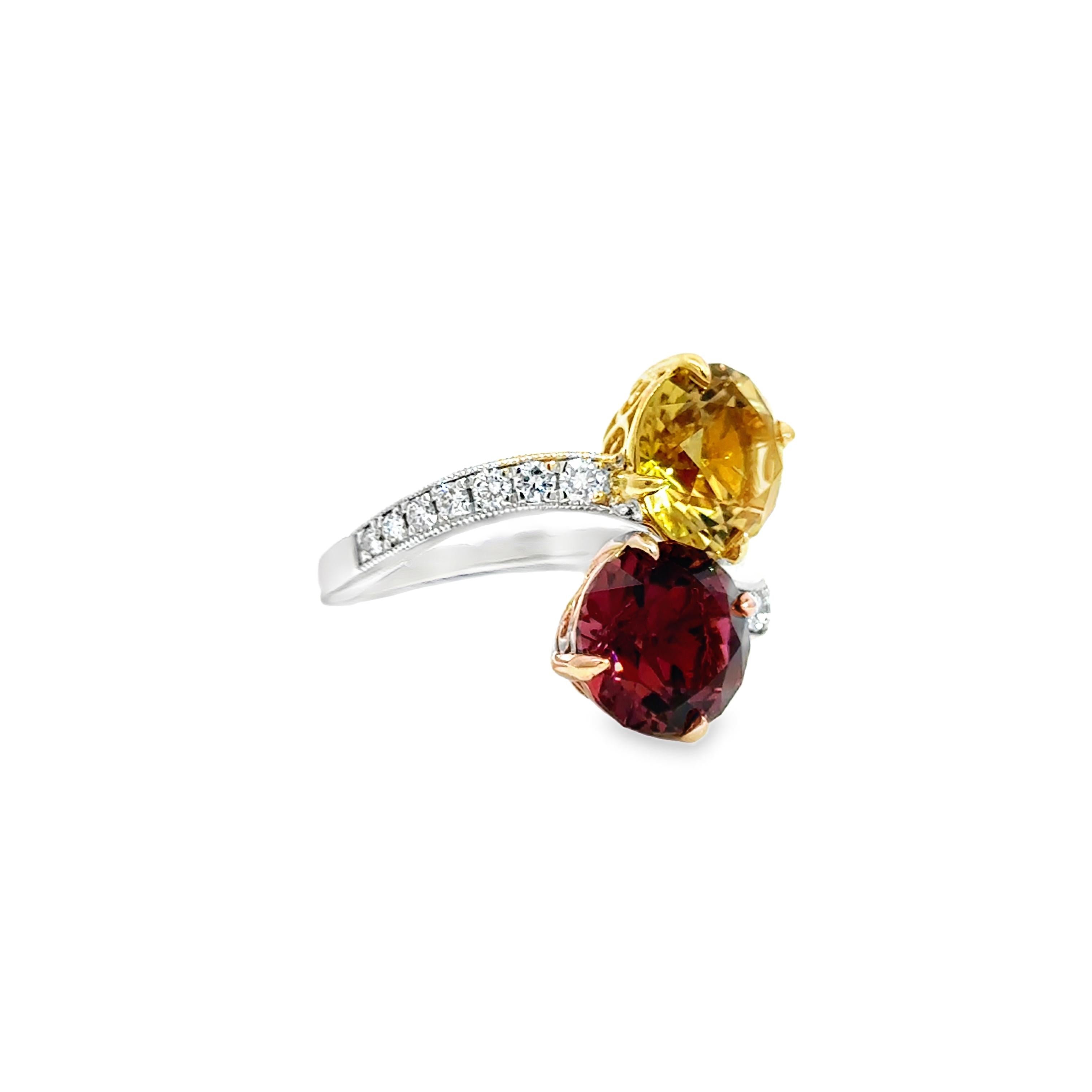 Bague en platine, or jaune et rose 18k avec tourmaline jaune et rose en vente 3