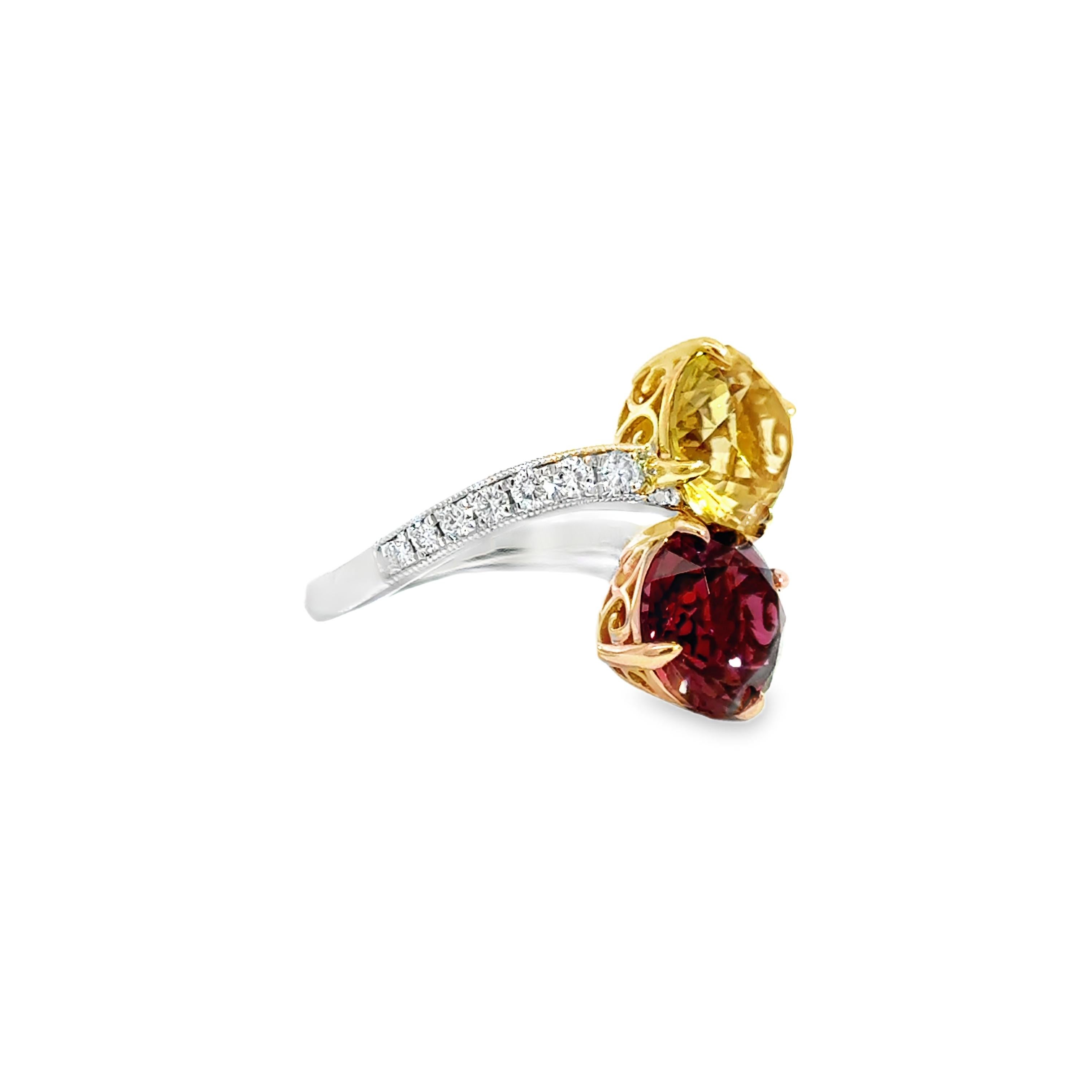 Bague en platine, or jaune et rose 18k avec tourmaline jaune et rose en vente 4