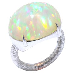 Platinum
18KT Gold Natural Australian Opal Dome Ring