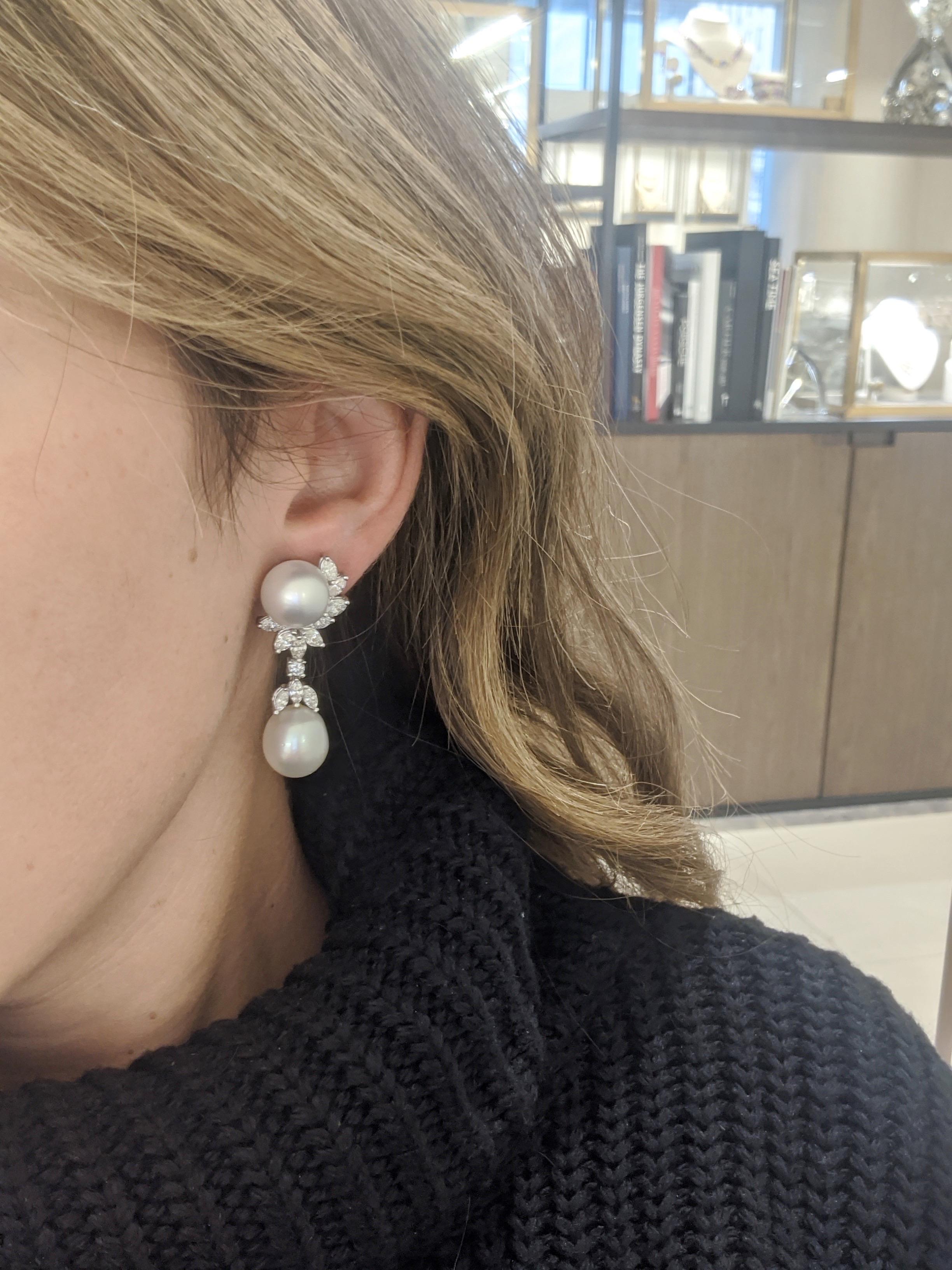 Platinum and 18kt White Gold Earrings with South Sea Pearls and 3.07ct Diamonds In New Condition For Sale In New York, NY