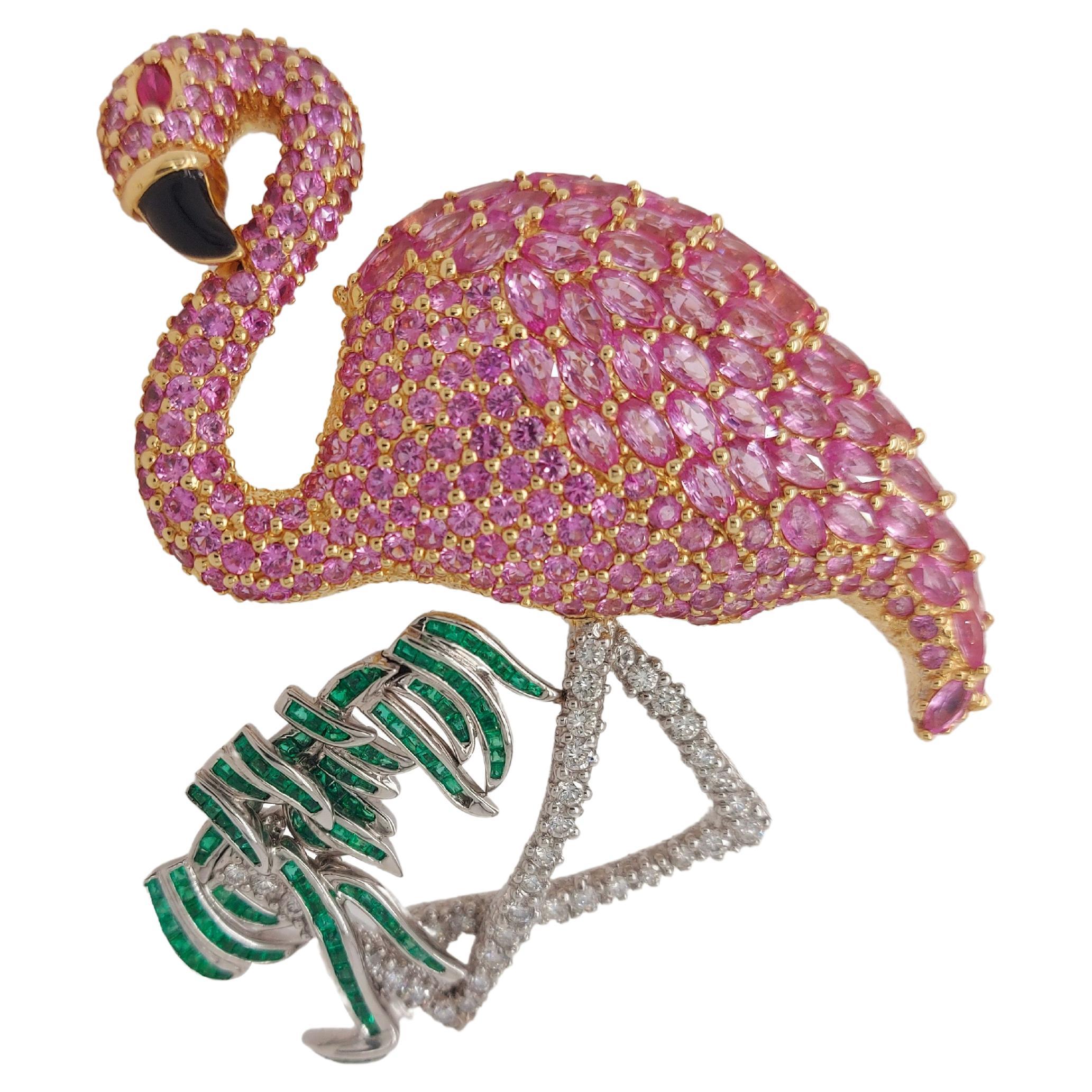 Flamingo-Brosche/Anhänger aus Platin und 18 Karat Gelbgold mit Diamanten, Smaragden, Rubinen