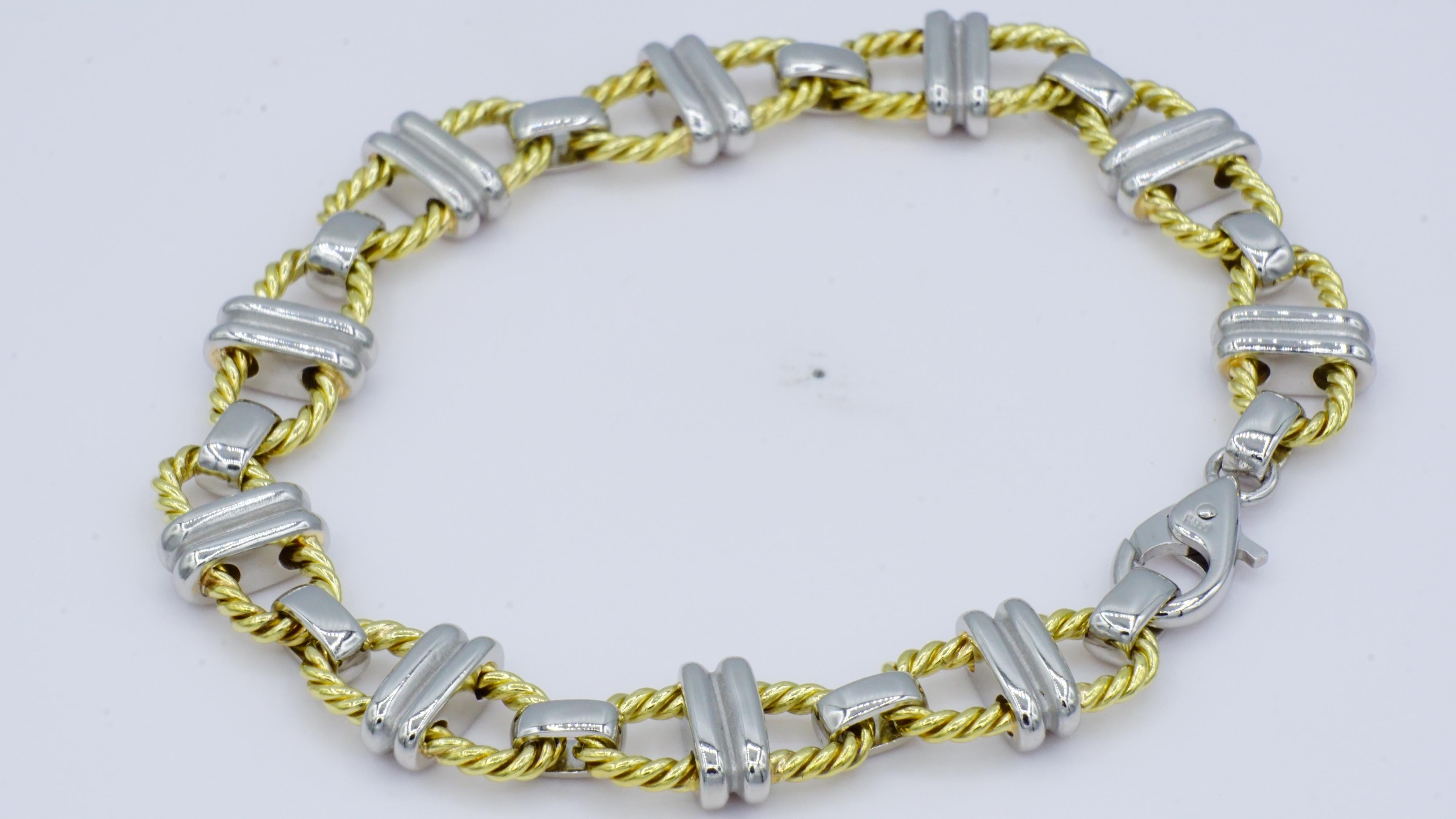 Platin 18kt Gelbgold  Anker-Gliederarmband, handgefertigt, gedrehtes Design, Satin im Angebot 1