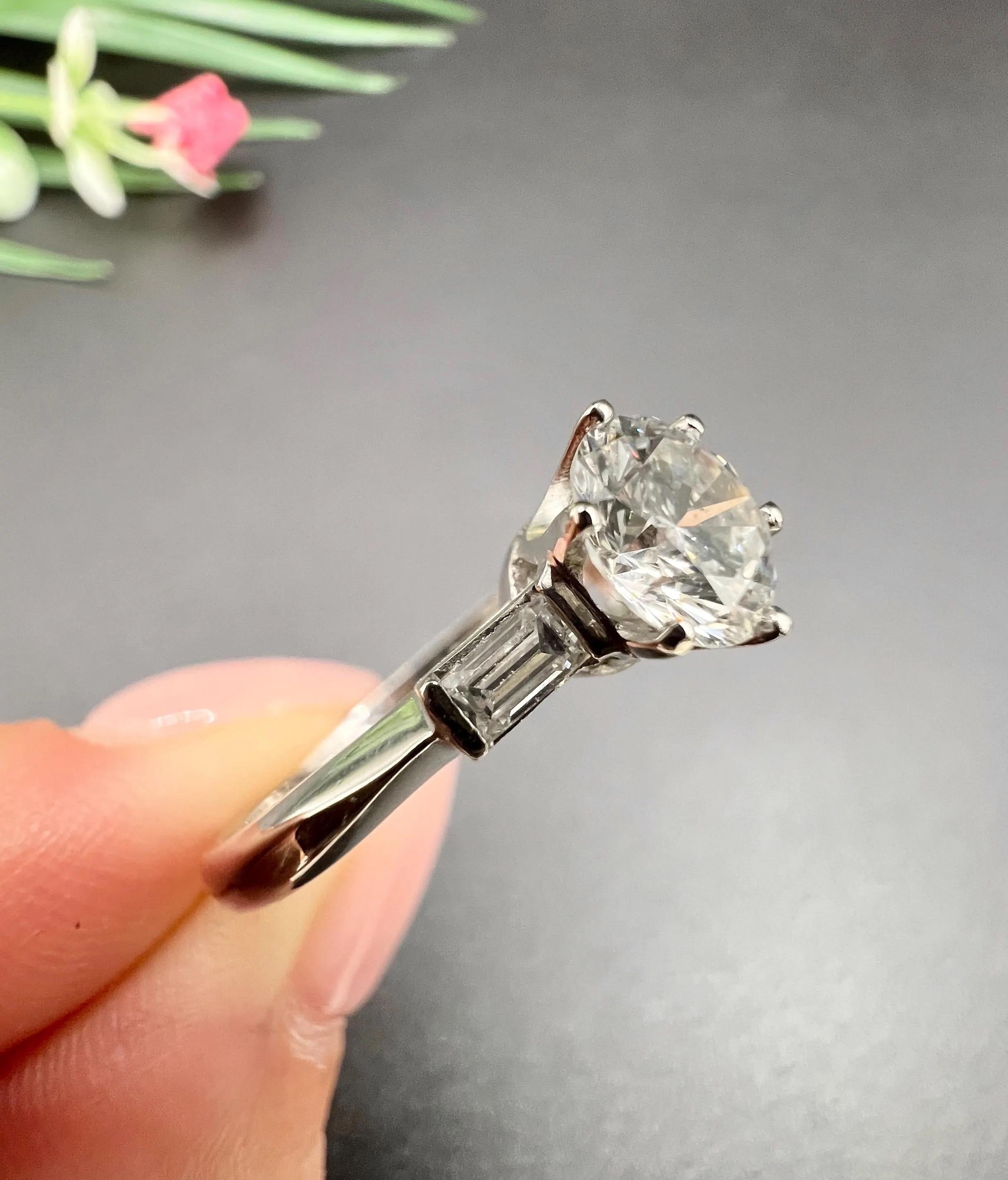 Women's or Men's Platinum, 1920s 1.37 Total Carat Diamond Single Stone Engagement Ring, New Mount For Sale