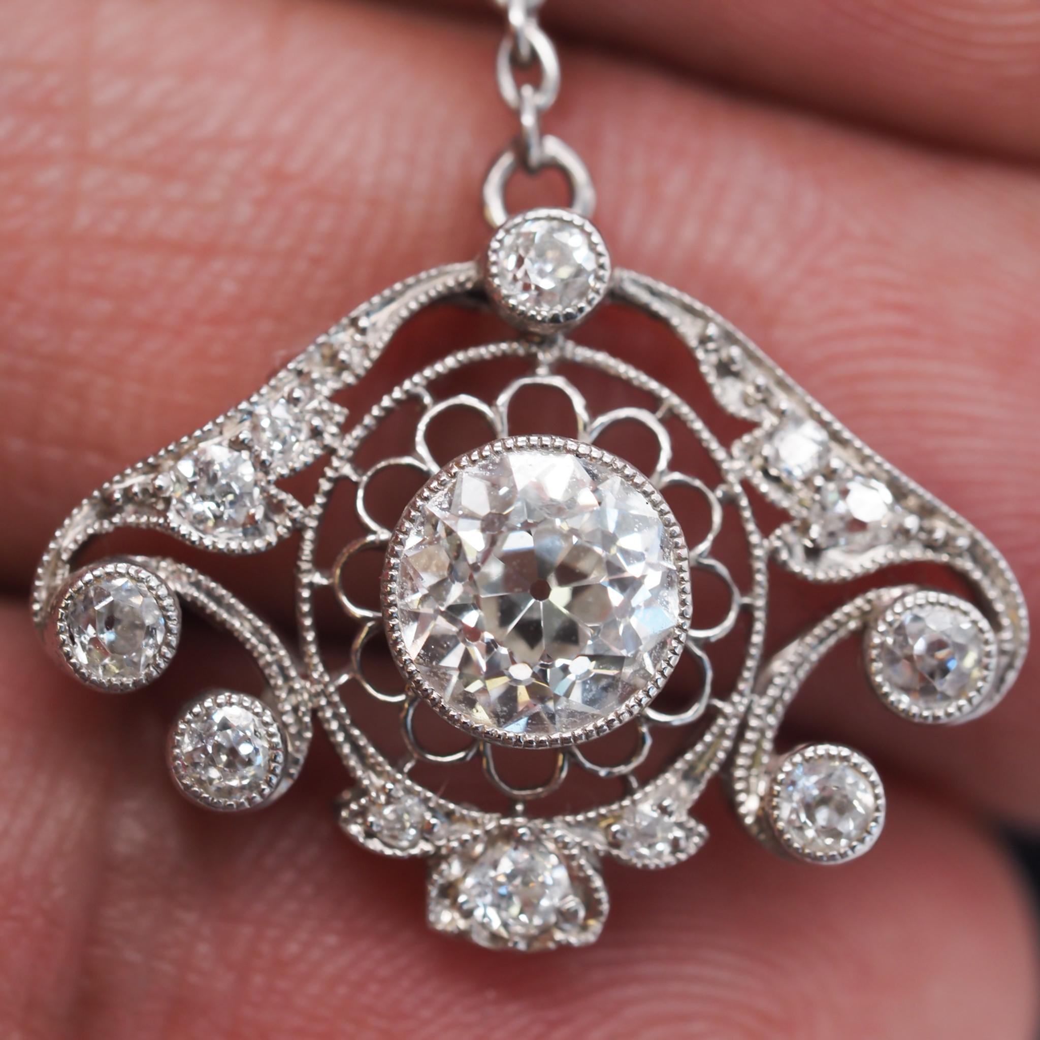 Taille vieille Europe Diamants Art déco en platine des années 1920 au mètre 1,50 carat, taille vieille Europe